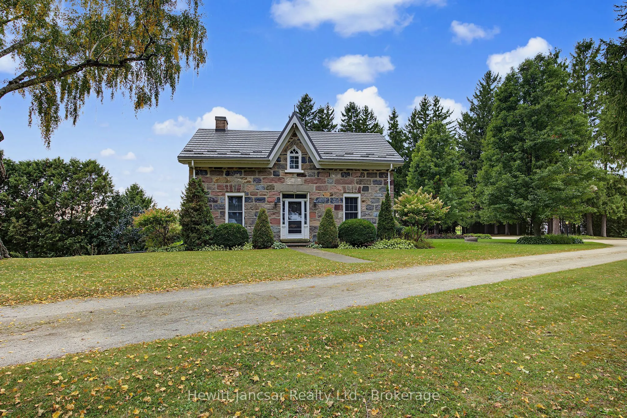 776023 Blandford Road