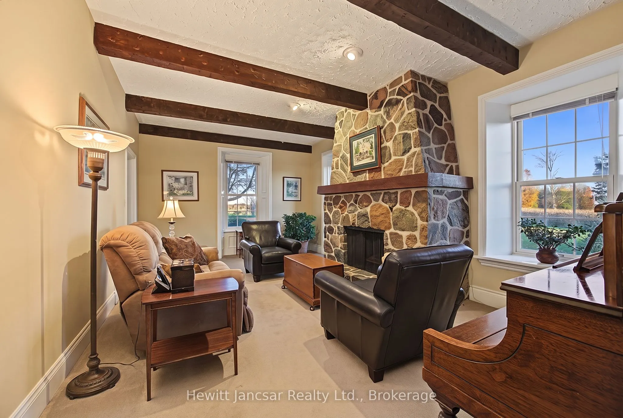 776023 Blandford Road