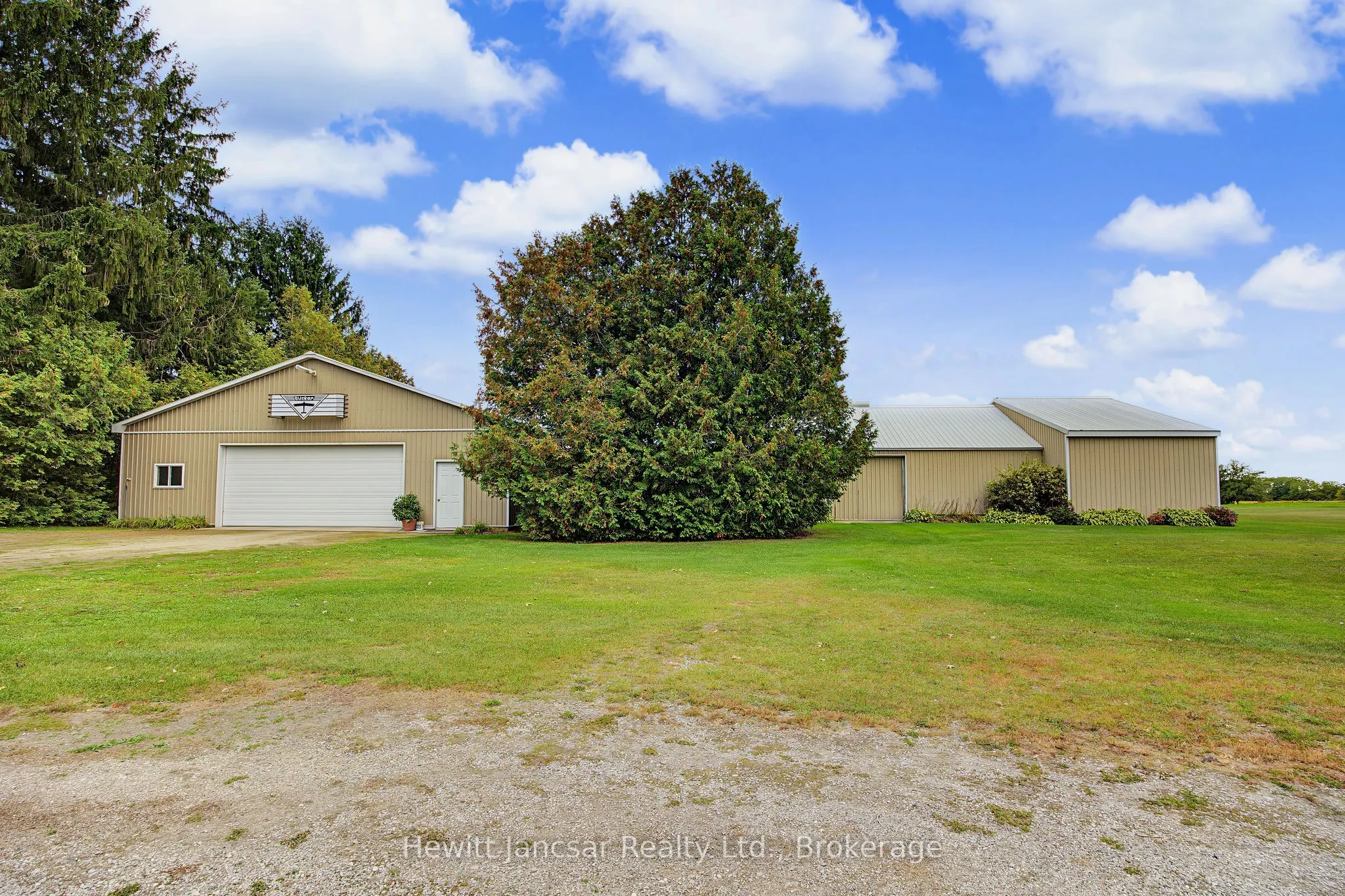 776023 Blandford Road