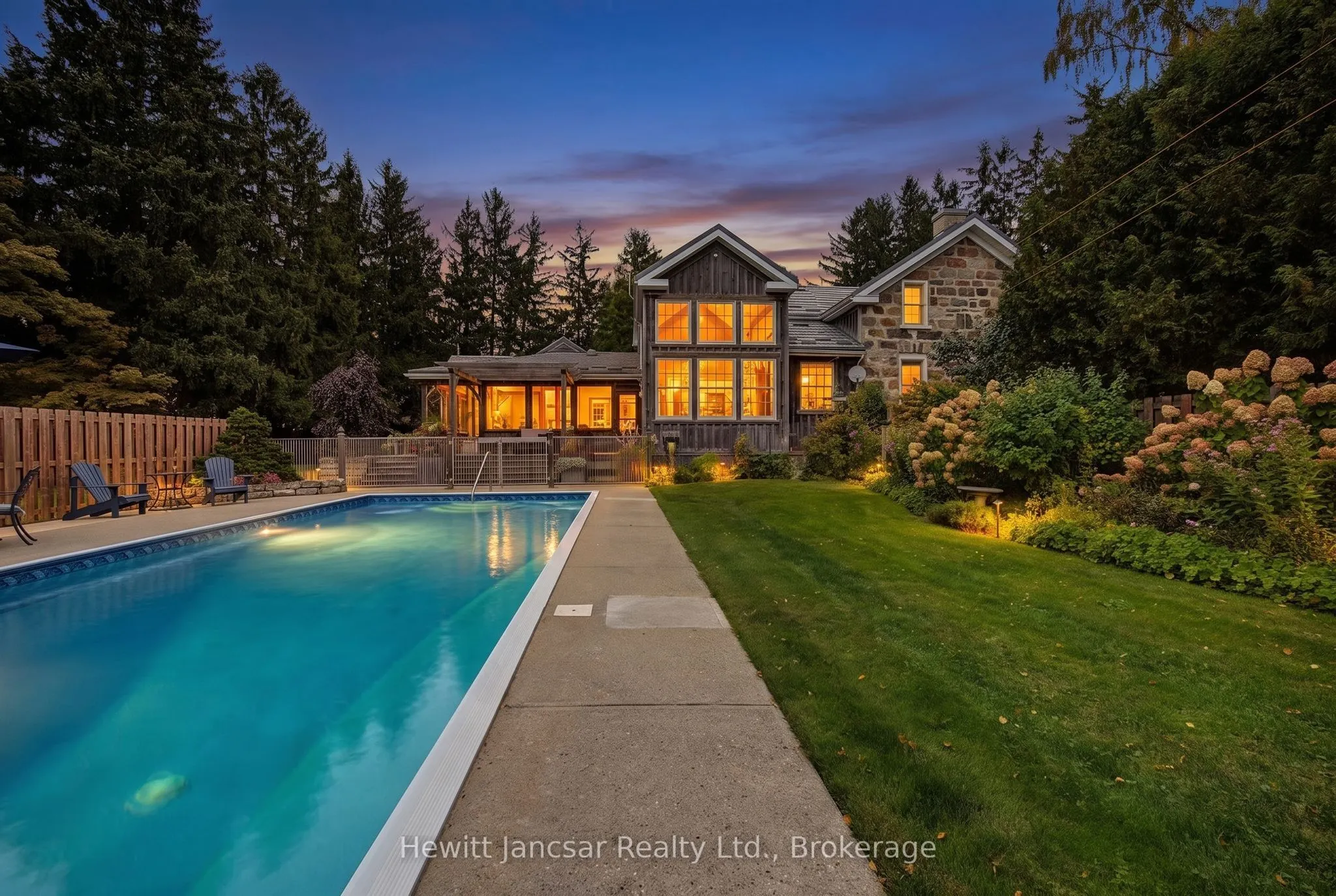 776023 Blandford Road