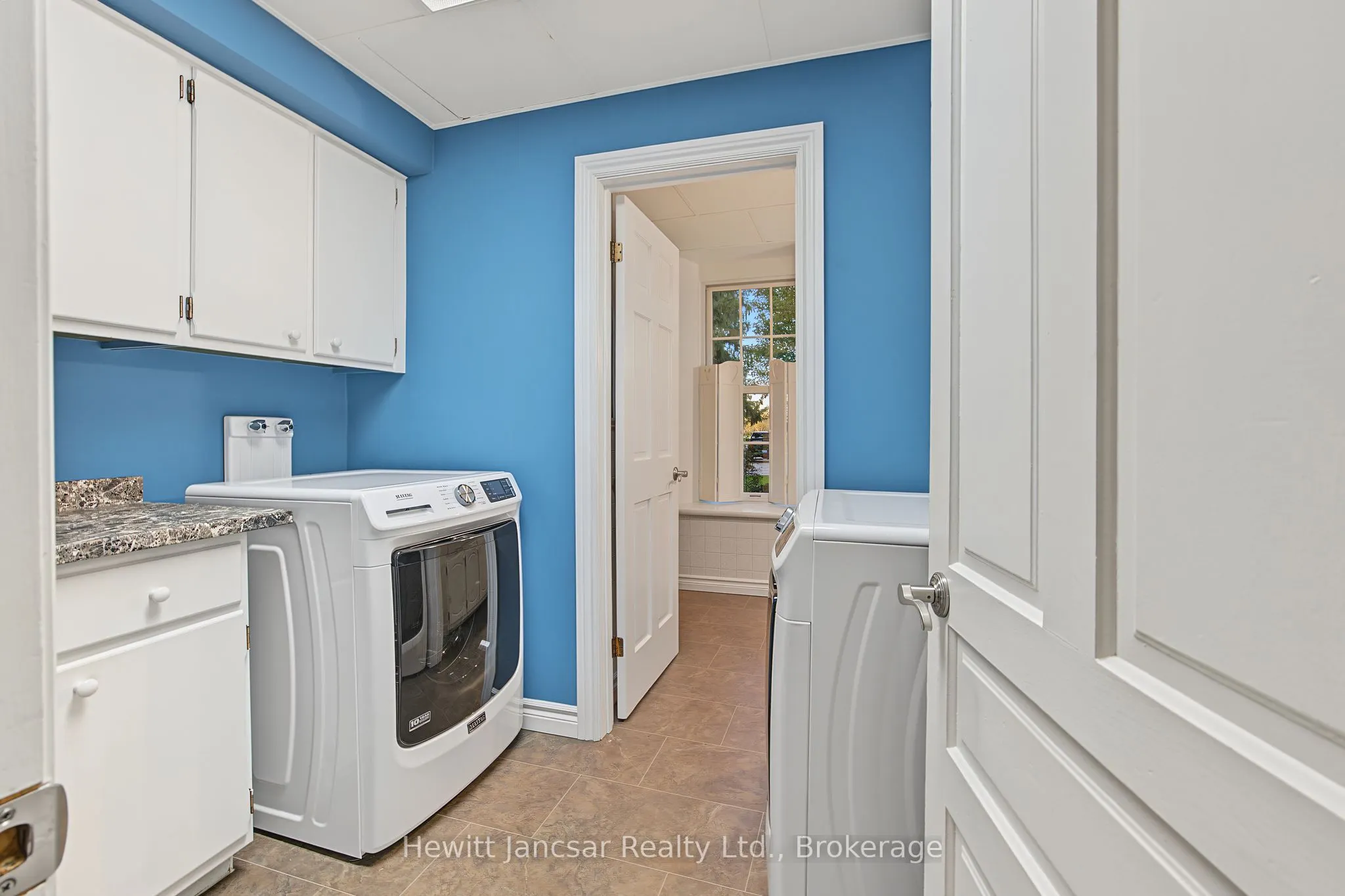 776023 Blandford Road