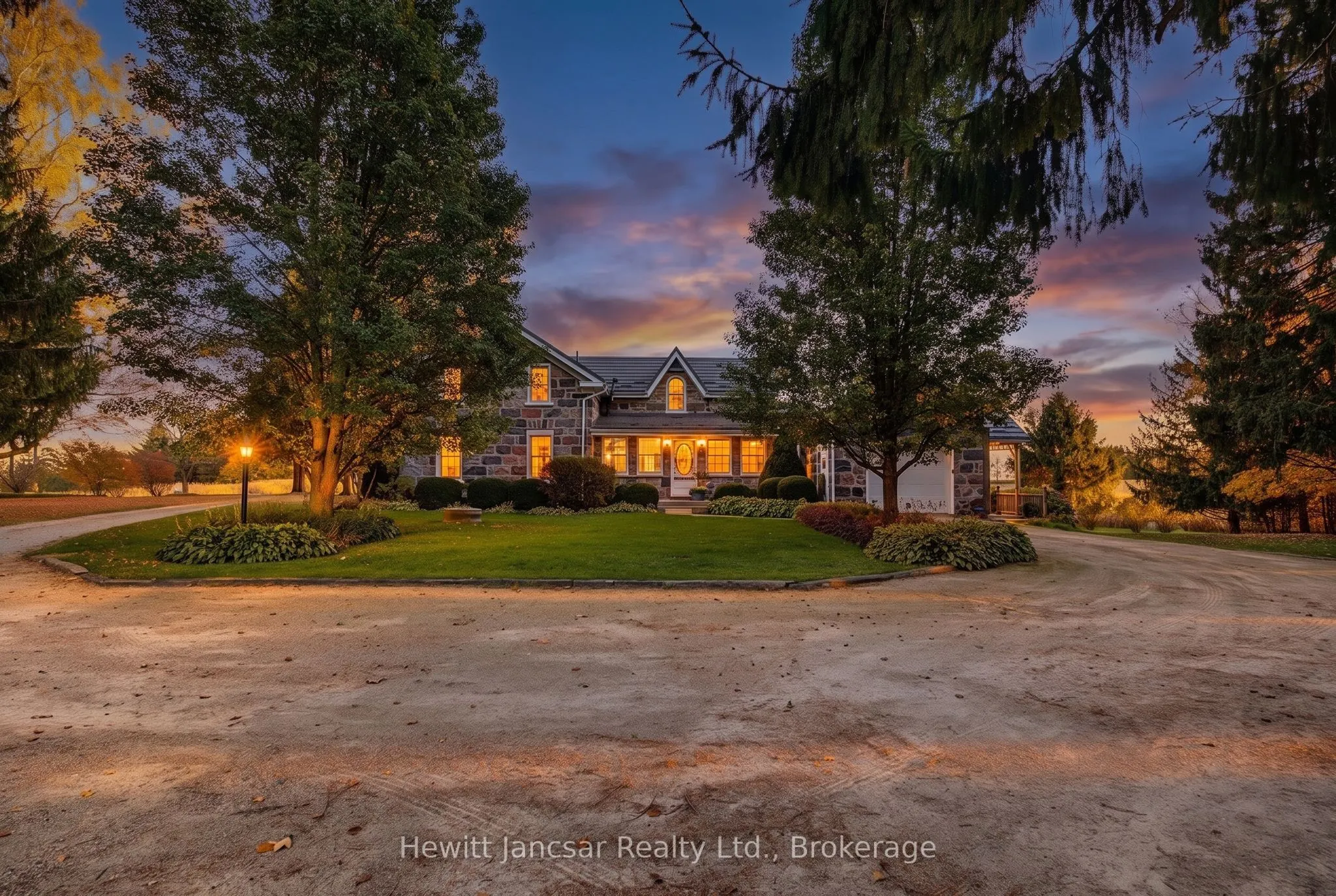 776023 Blandford Road