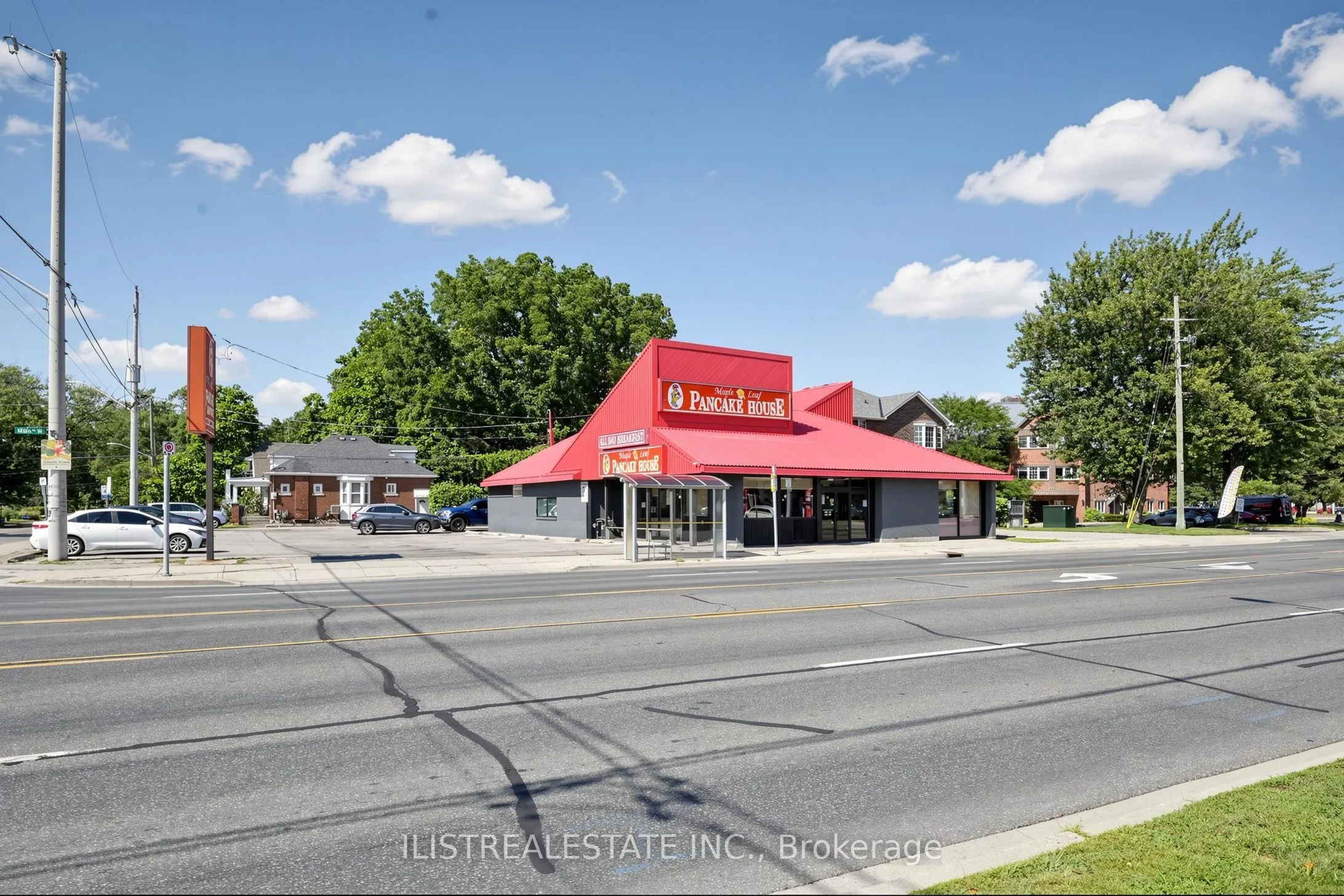 1520 Main Street W