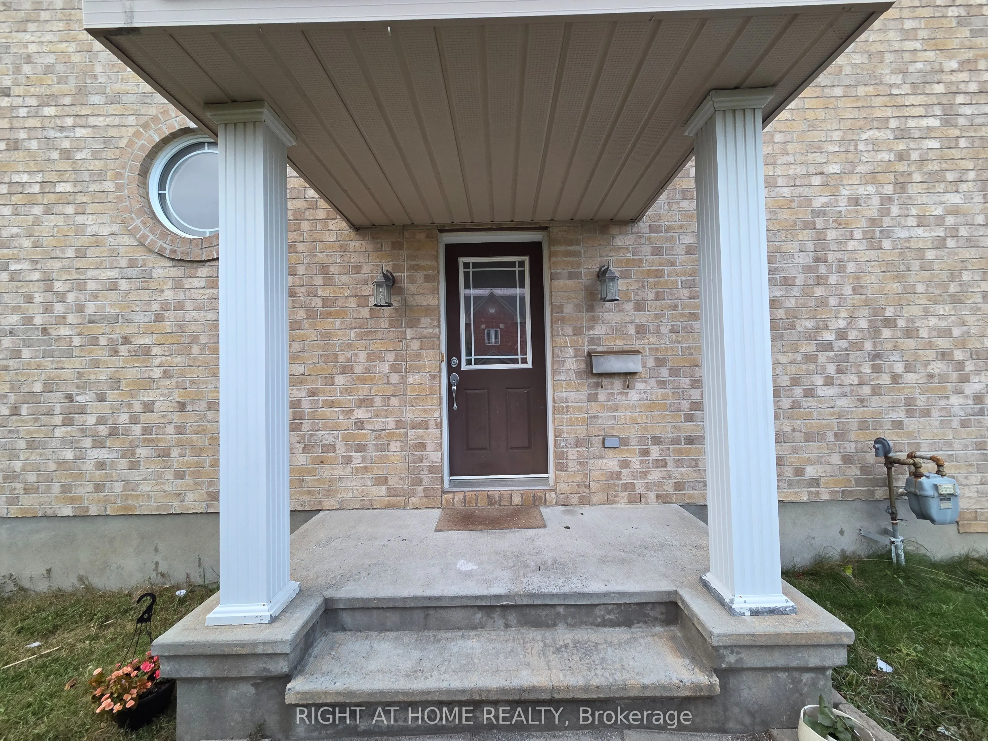 229 Leamington Way