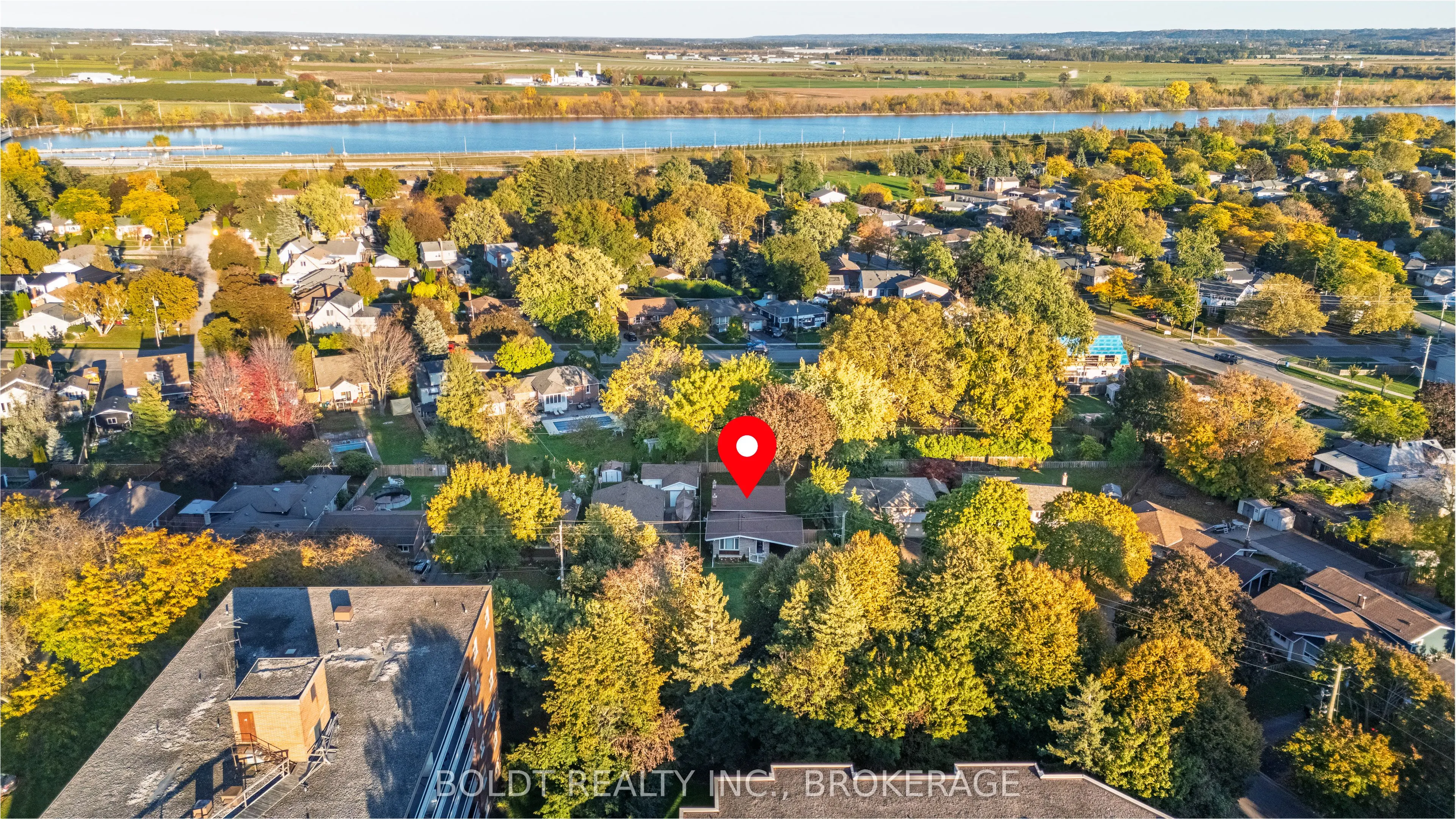 26 Leaside Drive