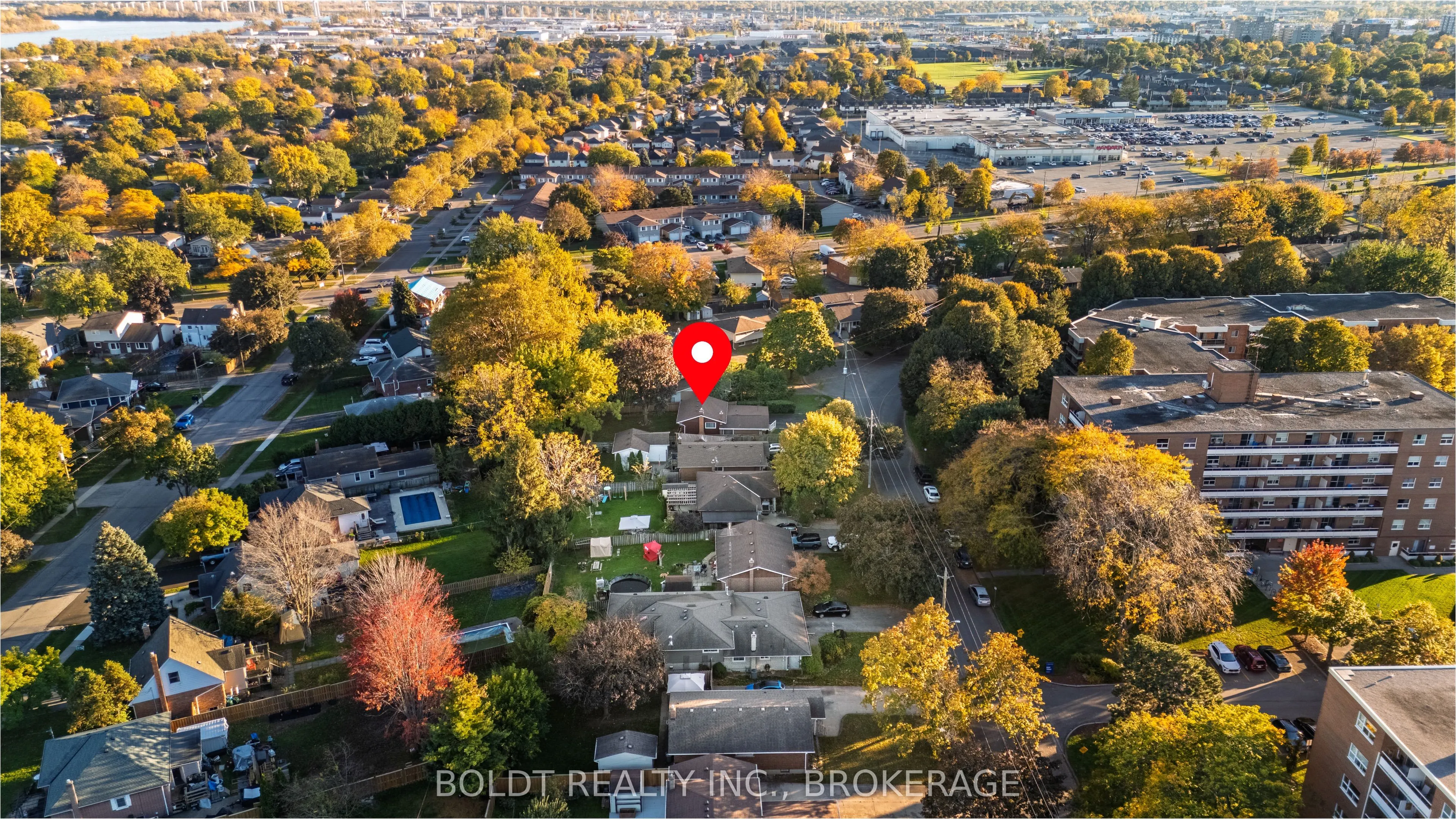 26 Leaside Drive