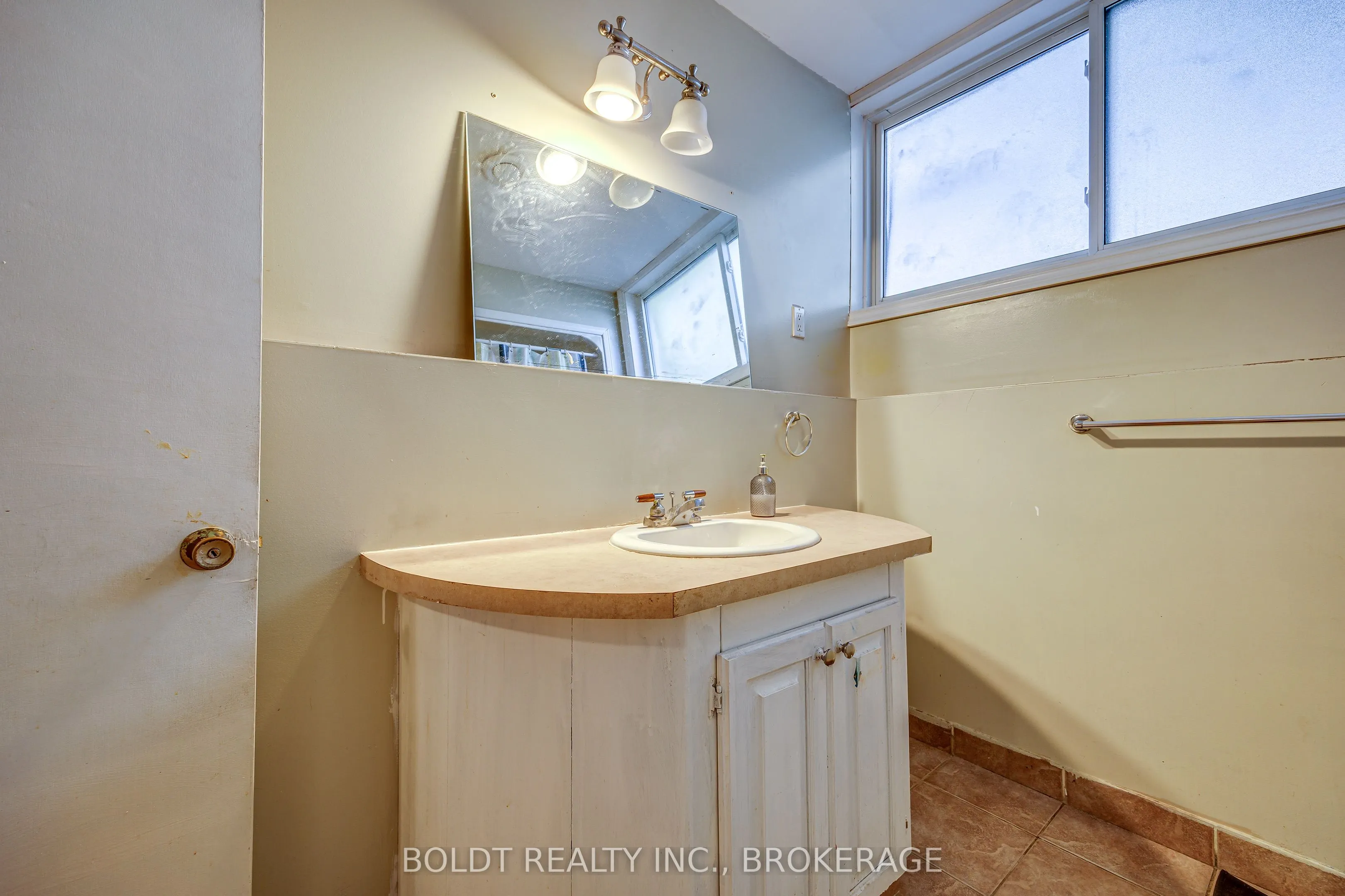 26 Leaside Drive