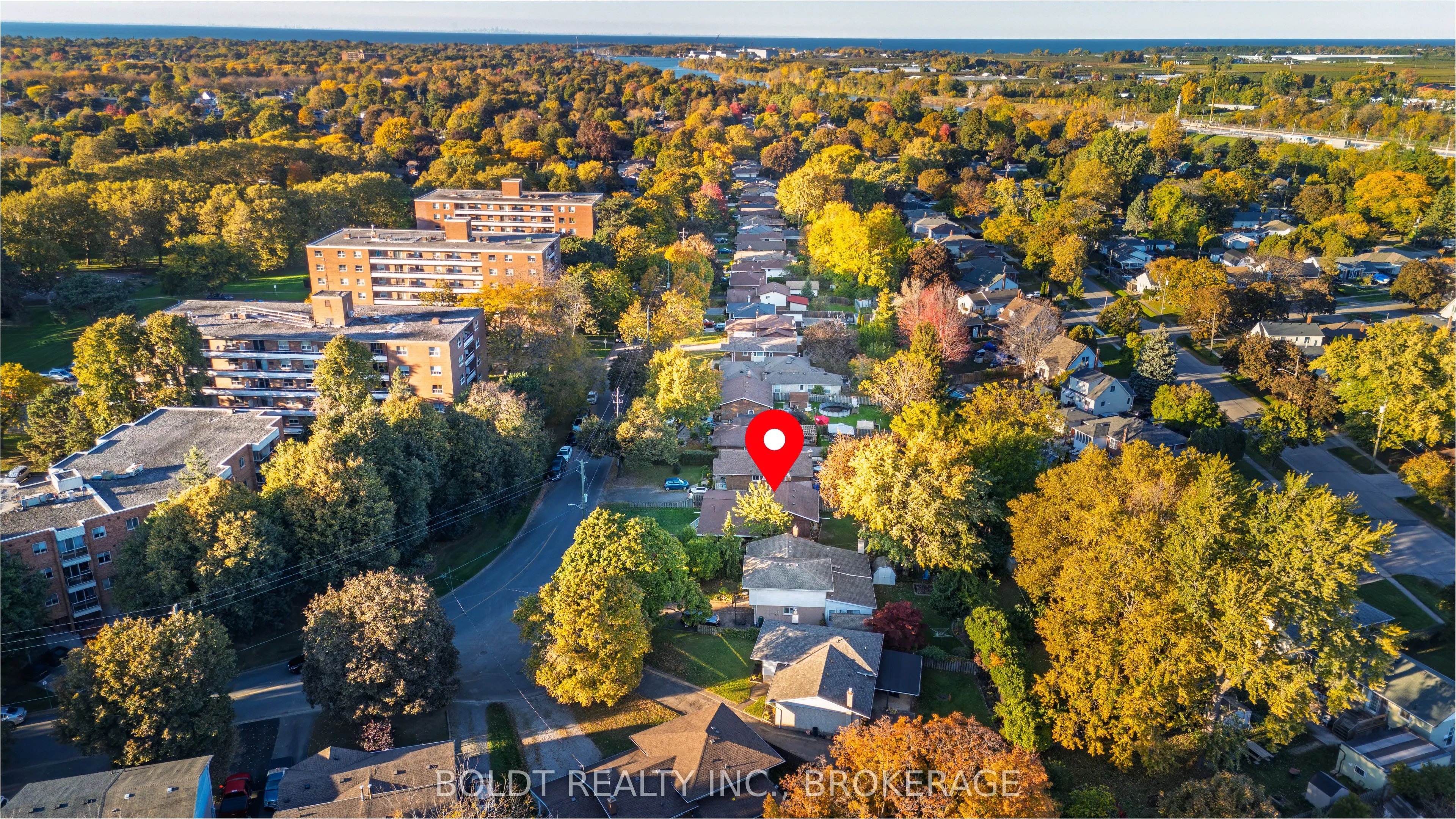 26 Leaside Drive