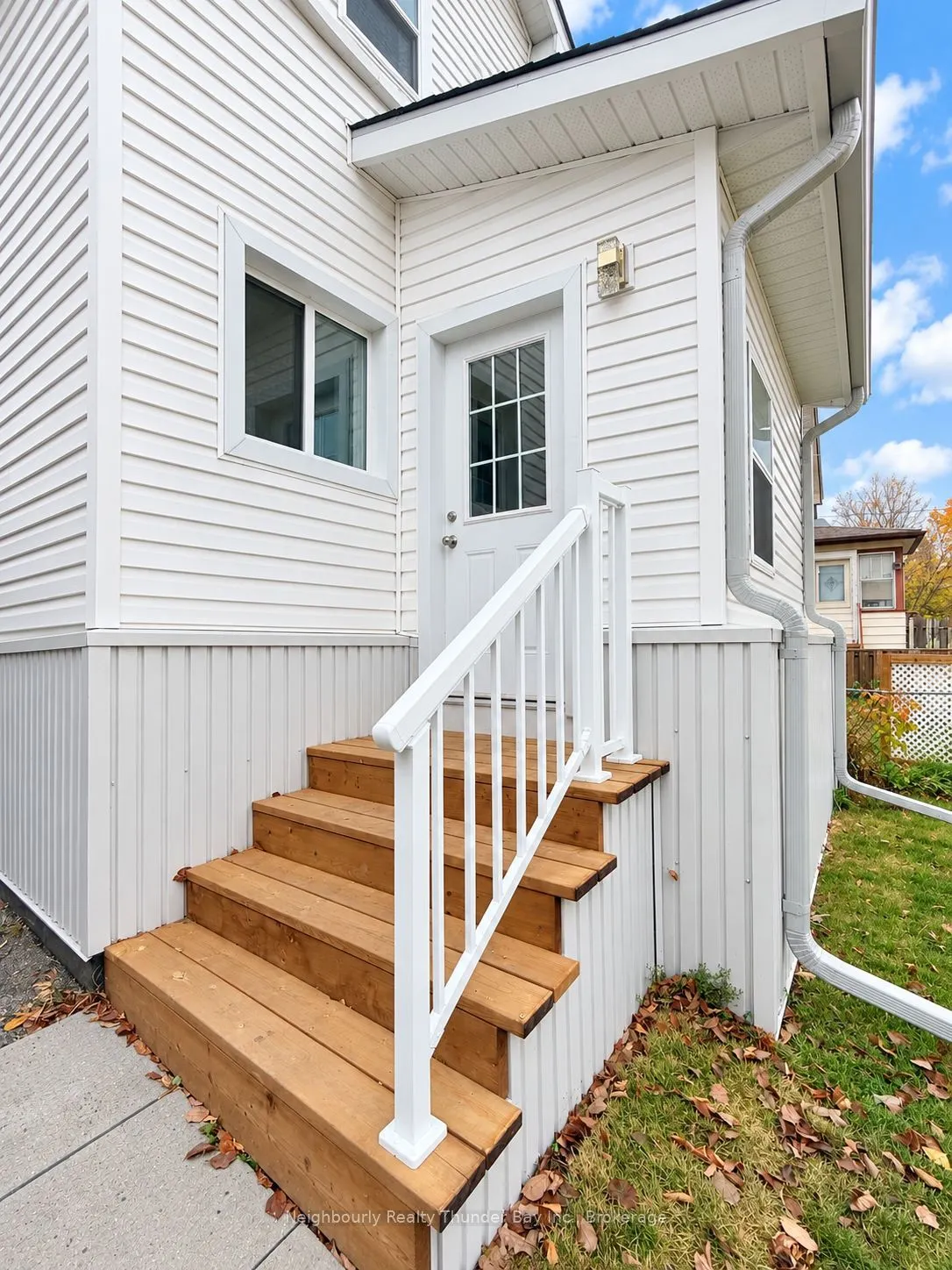 219 Secord Street