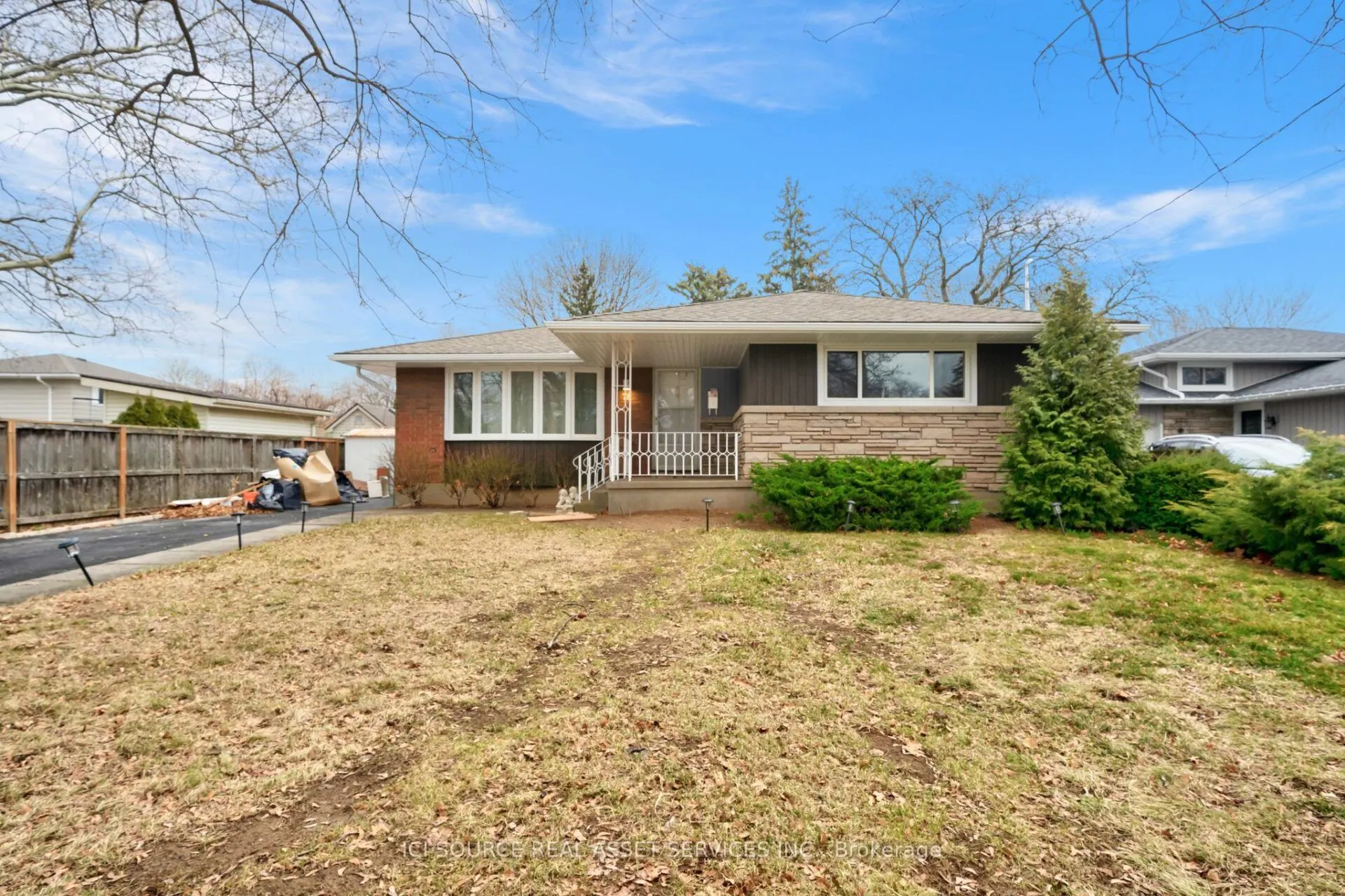 78 Leaside Drive #Lower