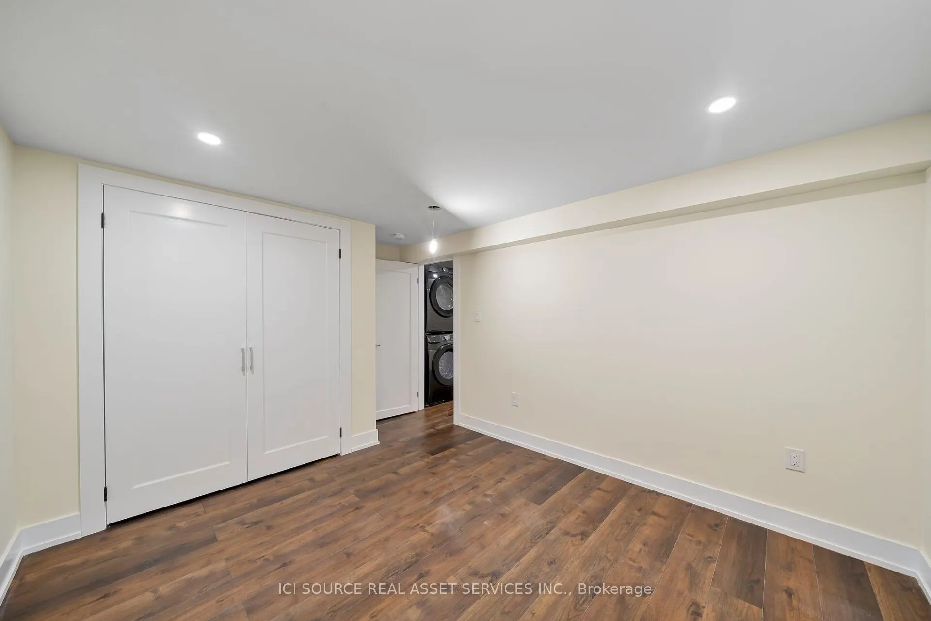 78 Leaside Drive #Lower