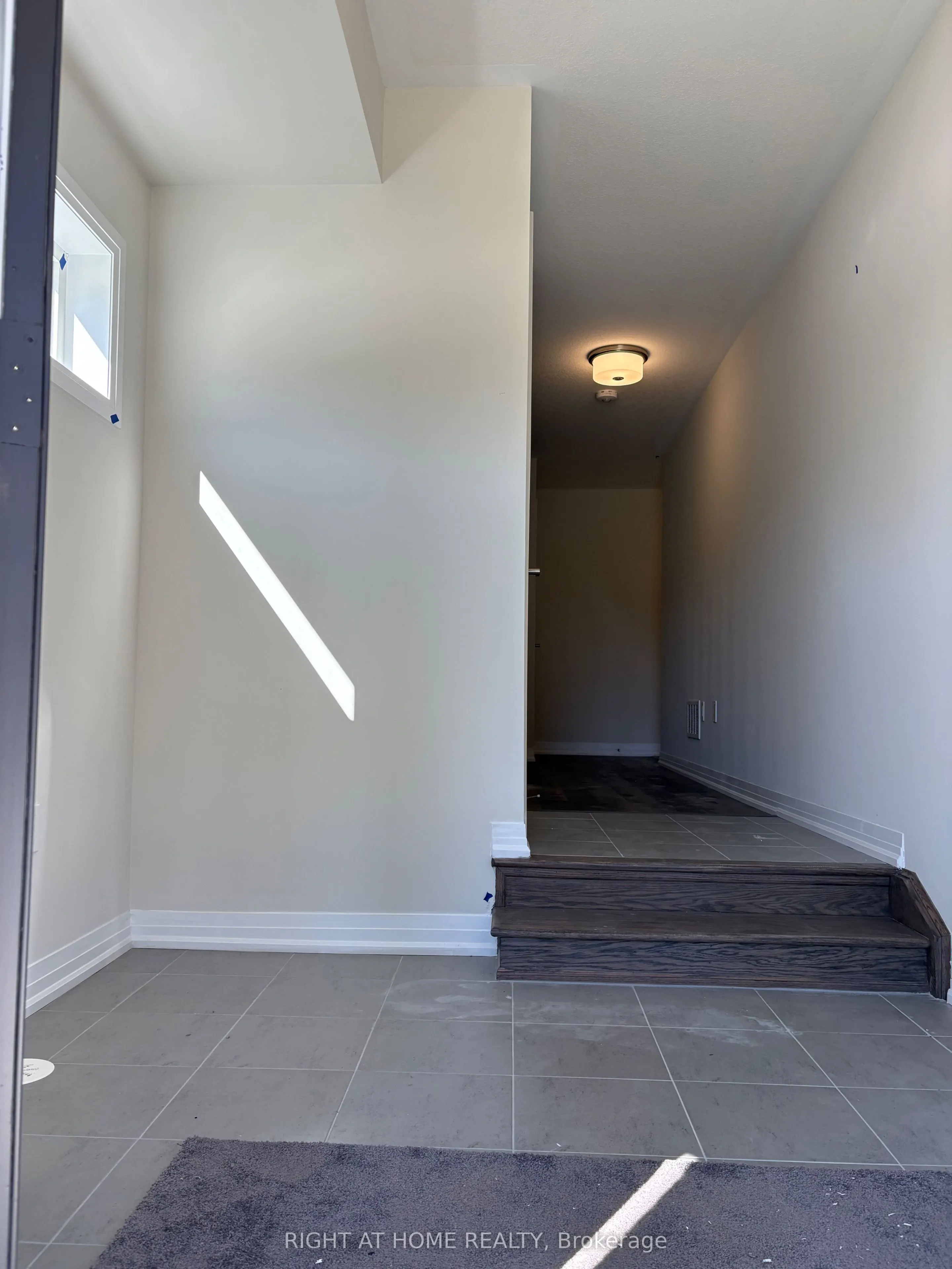 660 Colborne St Street W #113