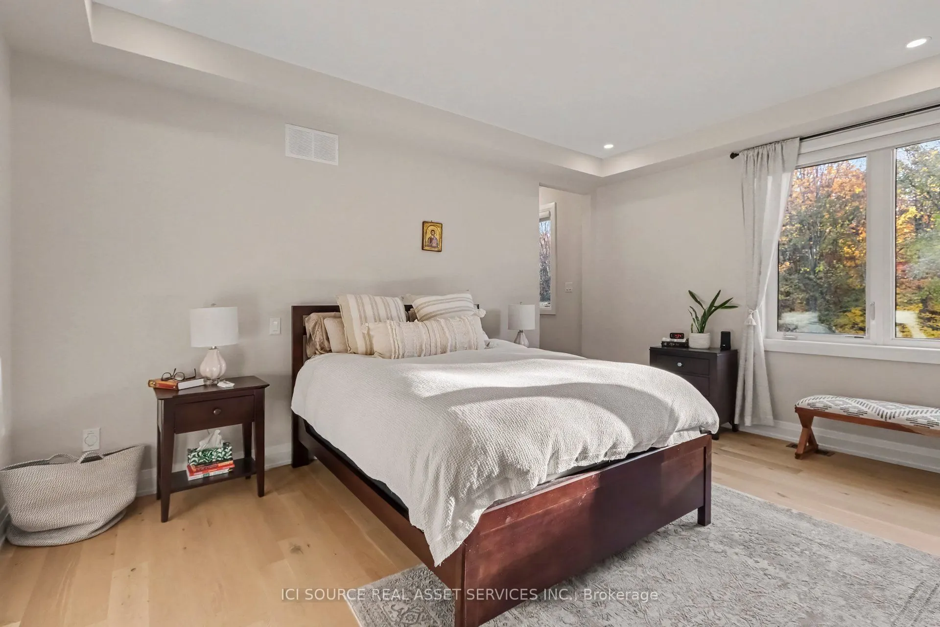 835 Companion Crescent
