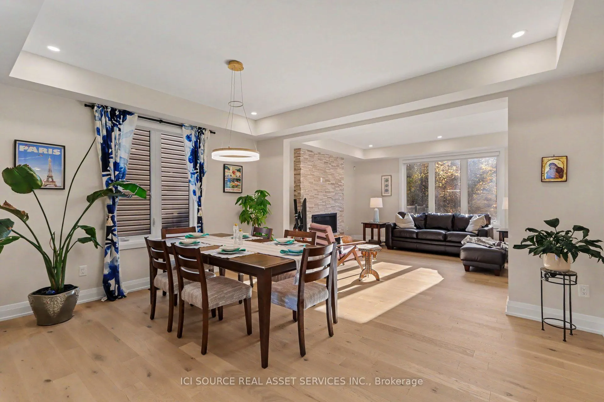 835 Companion Crescent