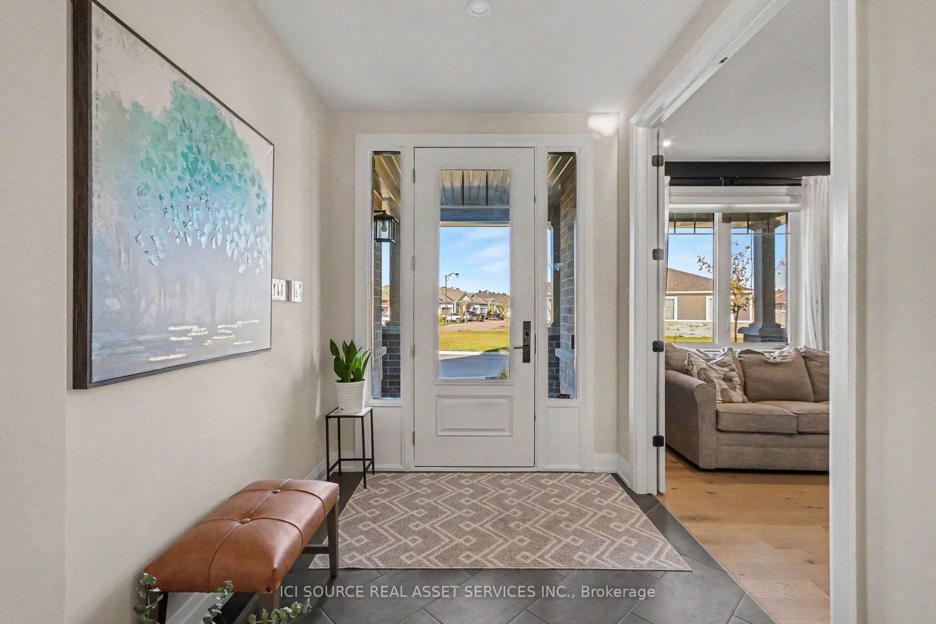 835 Companion Crescent