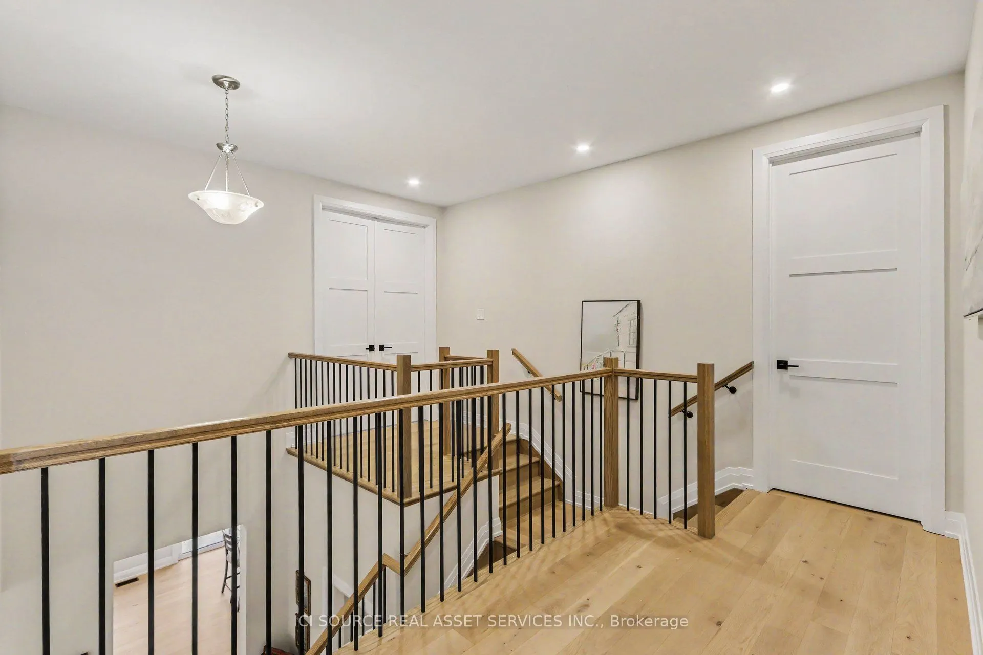835 Companion Crescent