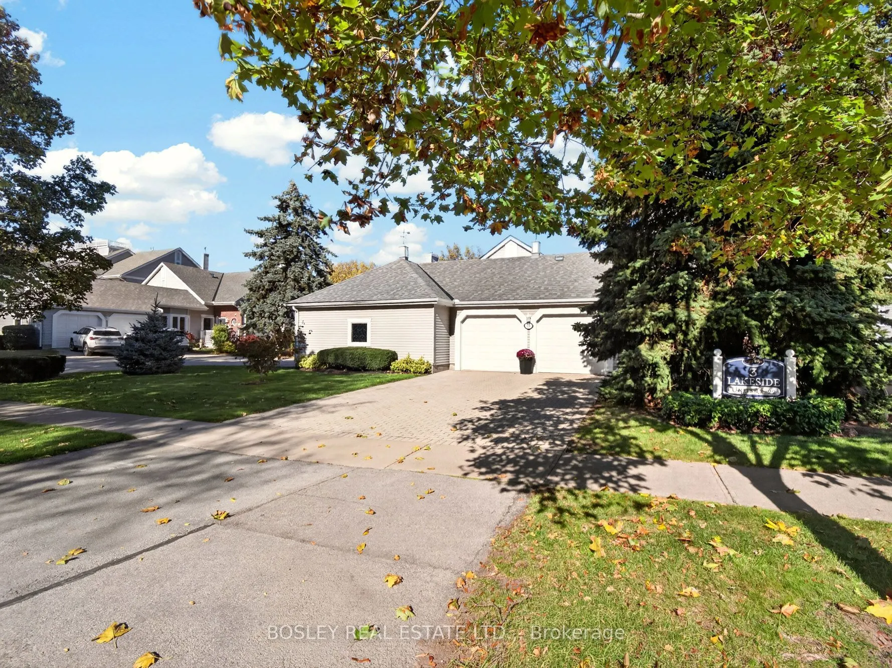 3 Lakeside Drive #18
