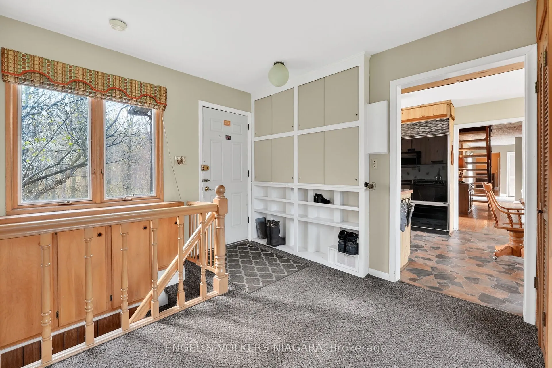 41 Park Road S