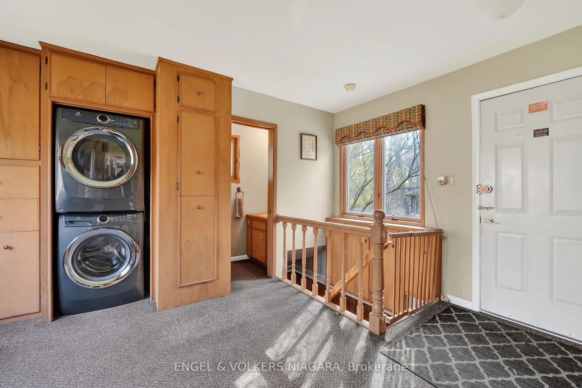 41 Park Road S