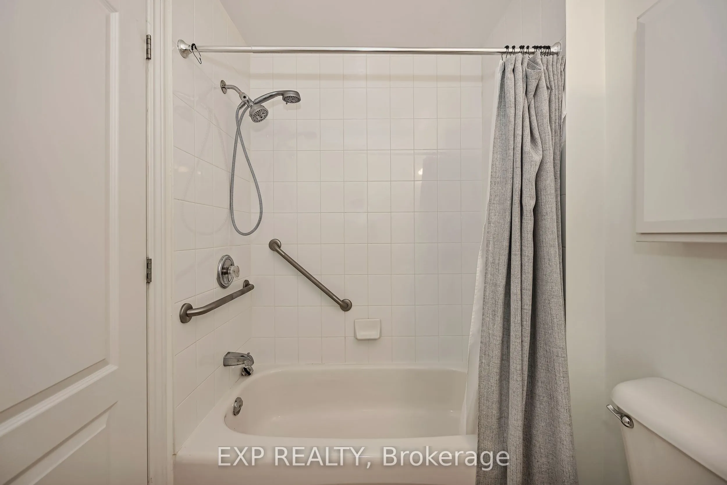 6 Grove Avenue #305