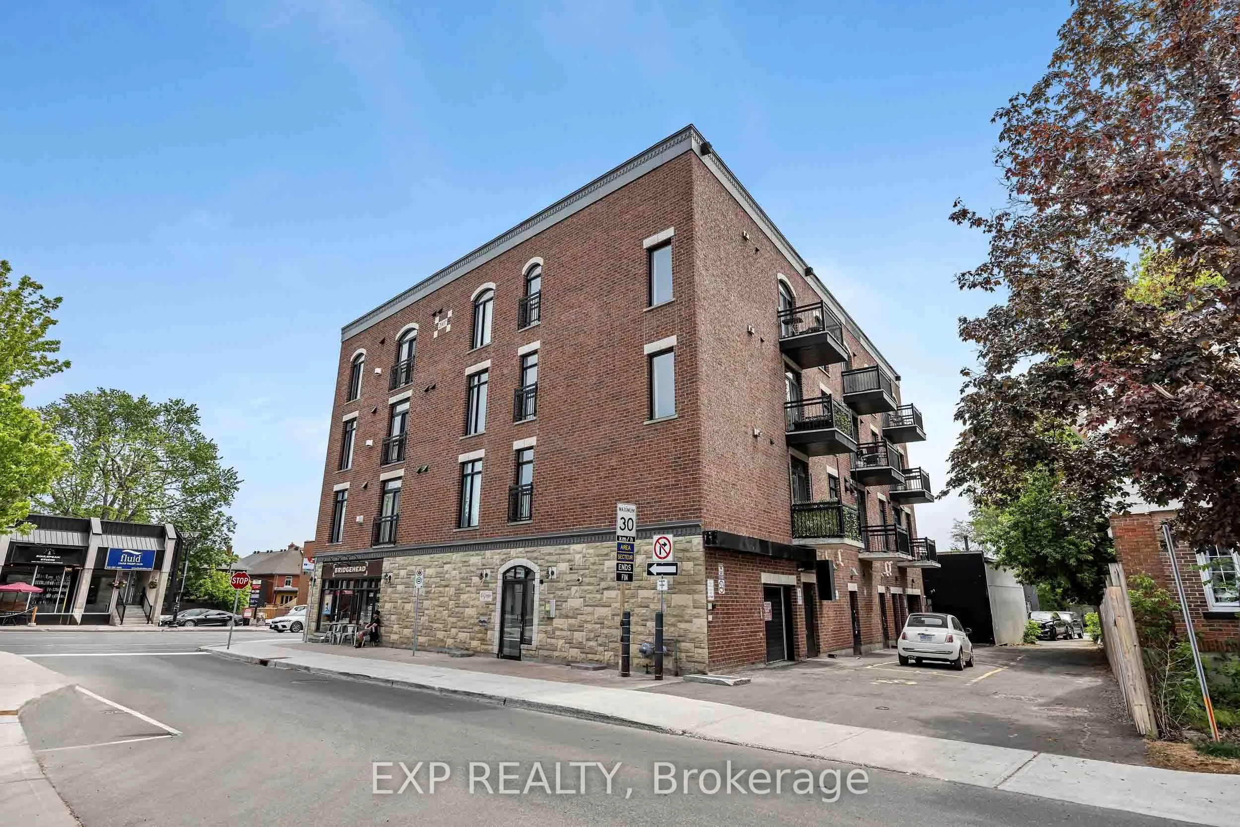 6 Grove Avenue #305