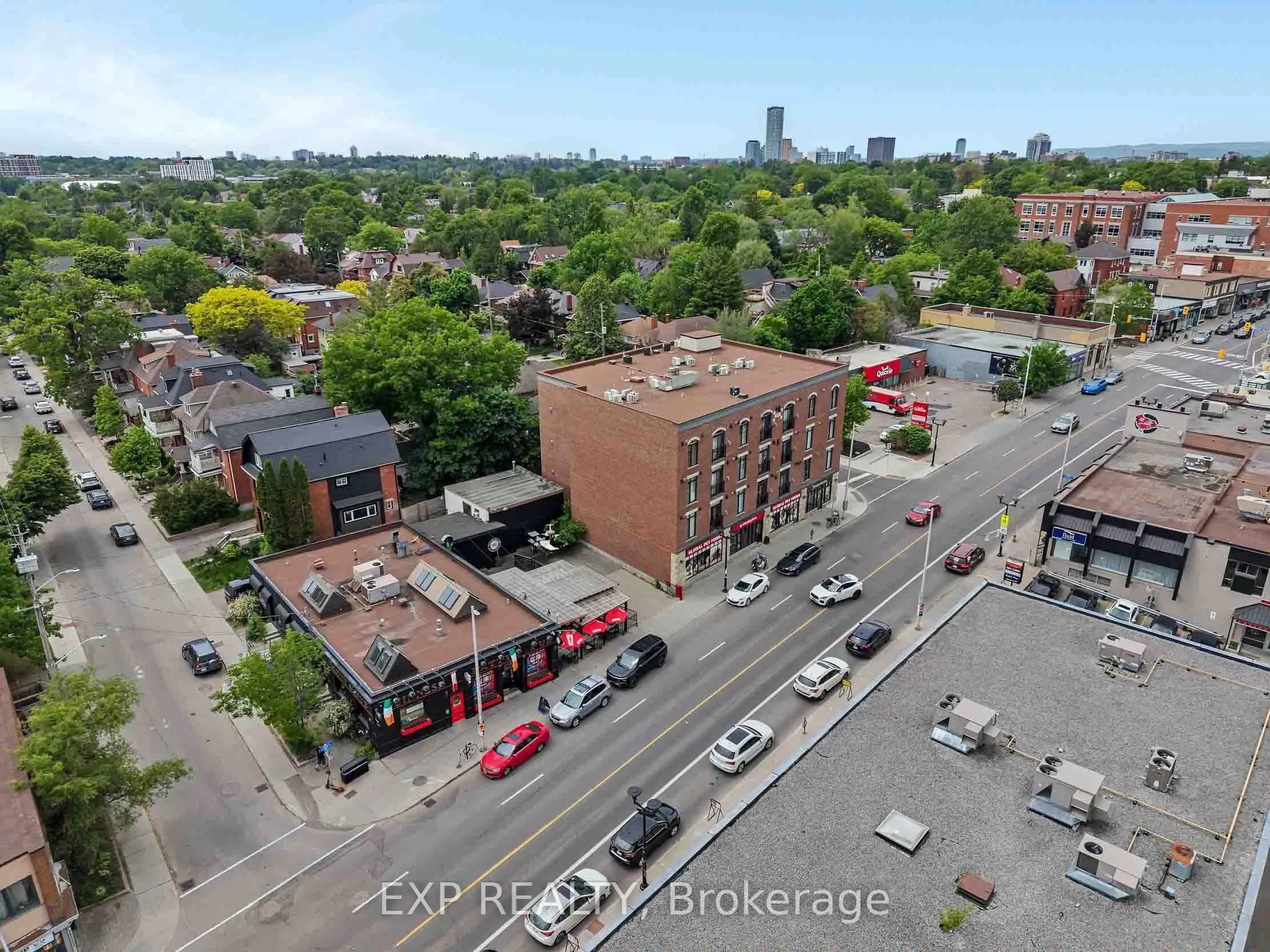 6 Grove Avenue #305