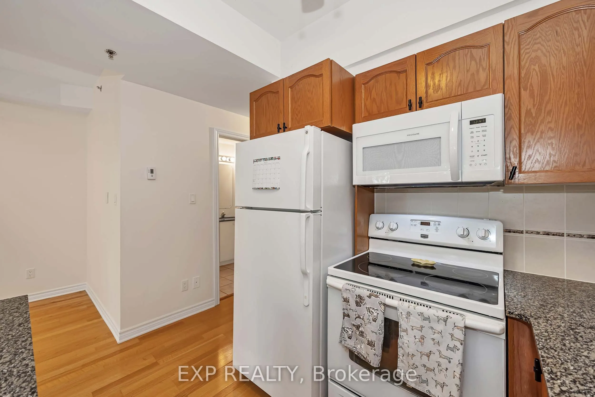 6 Grove Avenue #305