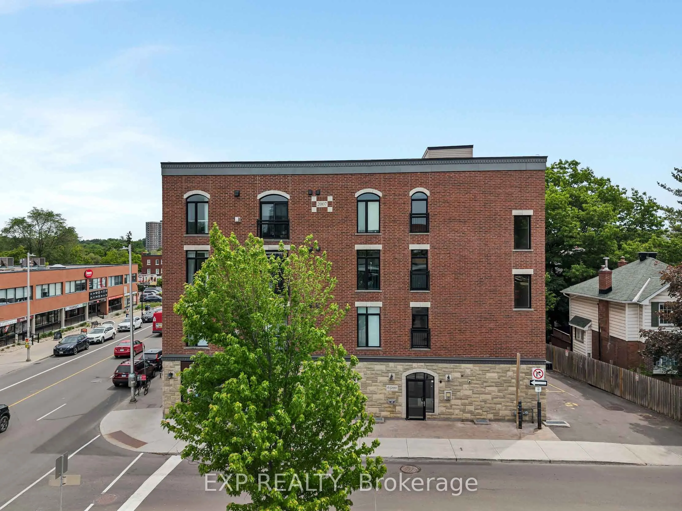 6 Grove Avenue #305