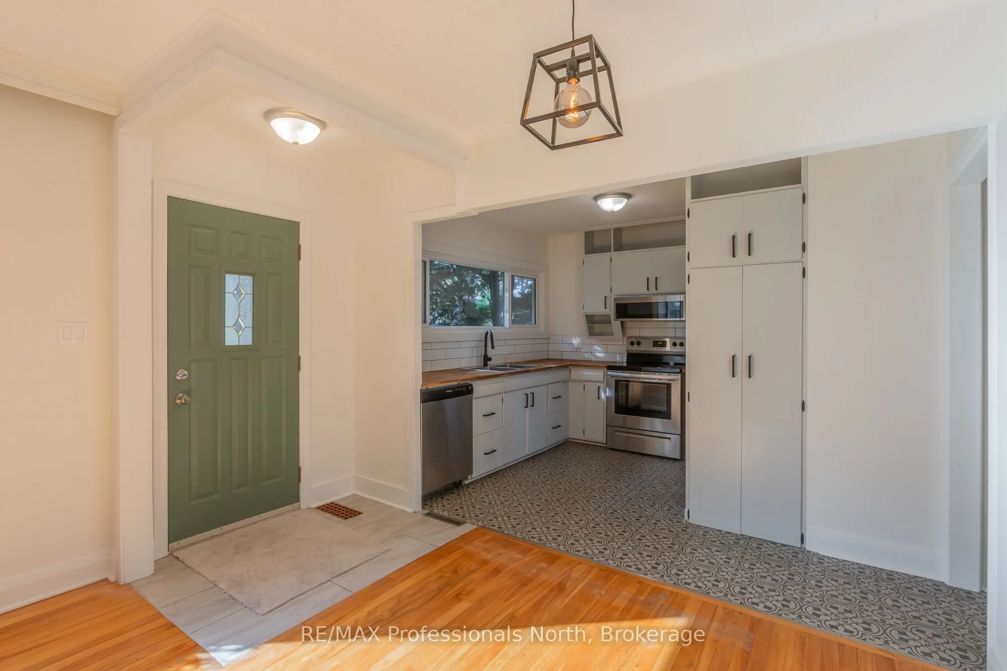 51 GOULDIE Street
