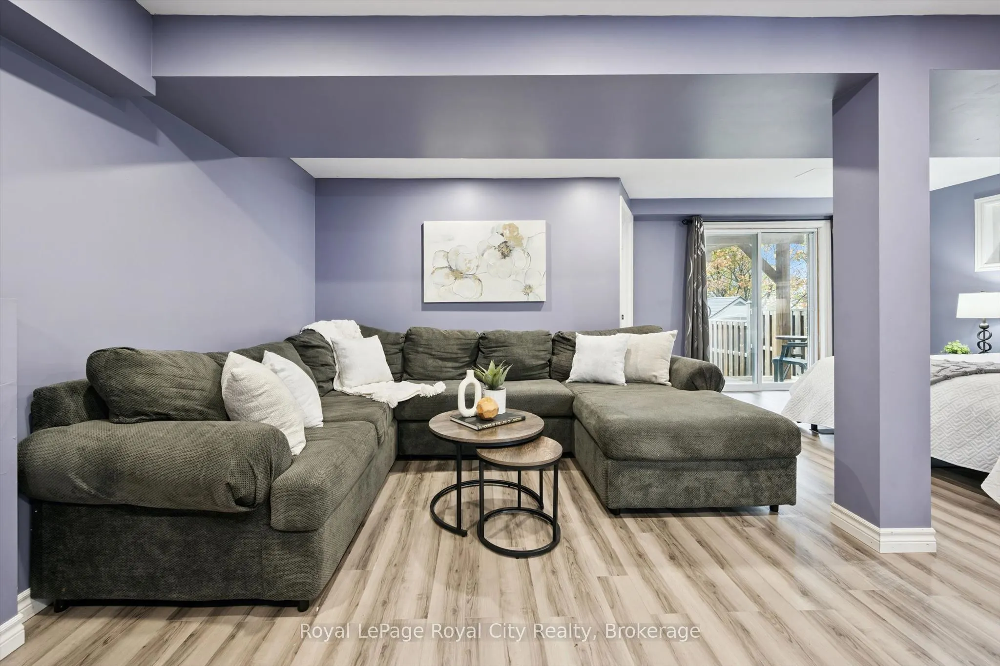36 Oakes Crescent