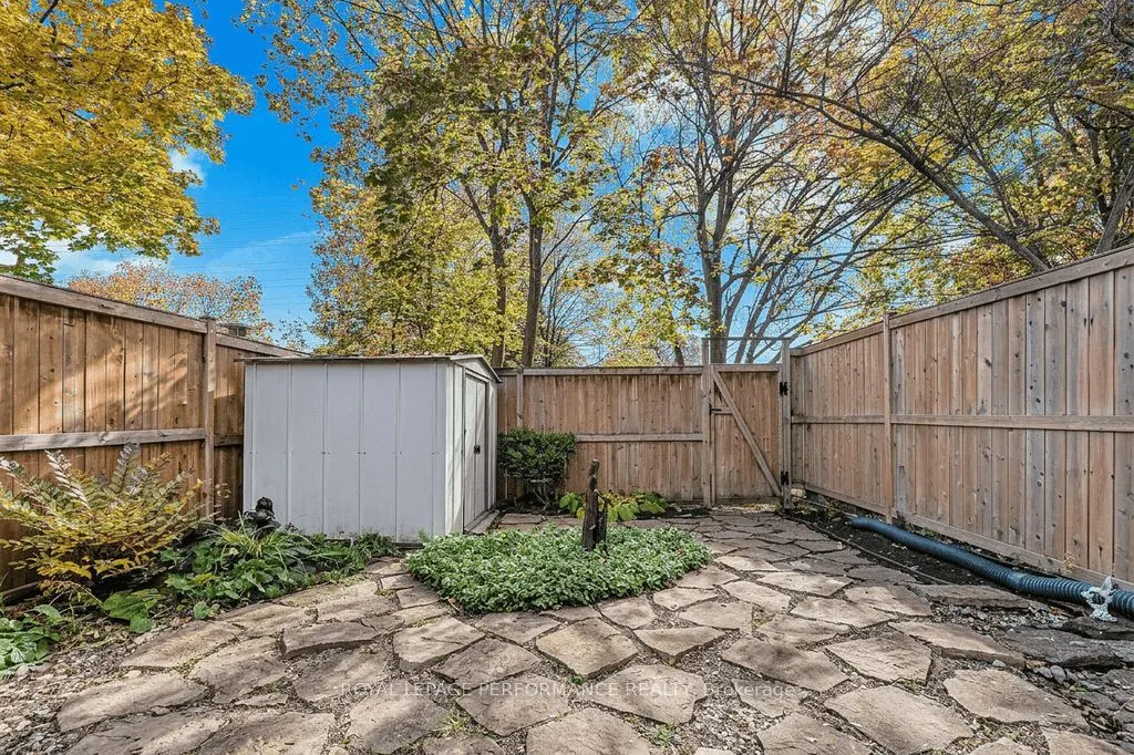 2111 Montreal Road #32