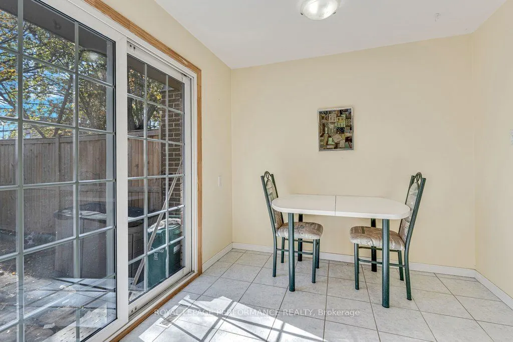 2111 Montreal Road #32