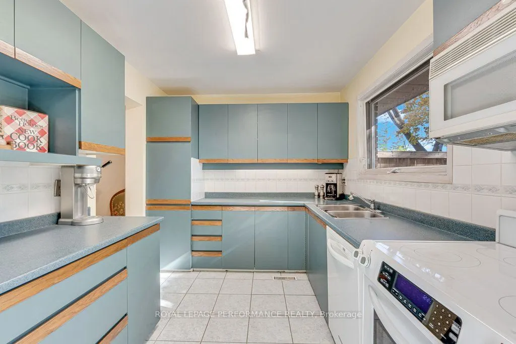 2111 Montreal Road #32