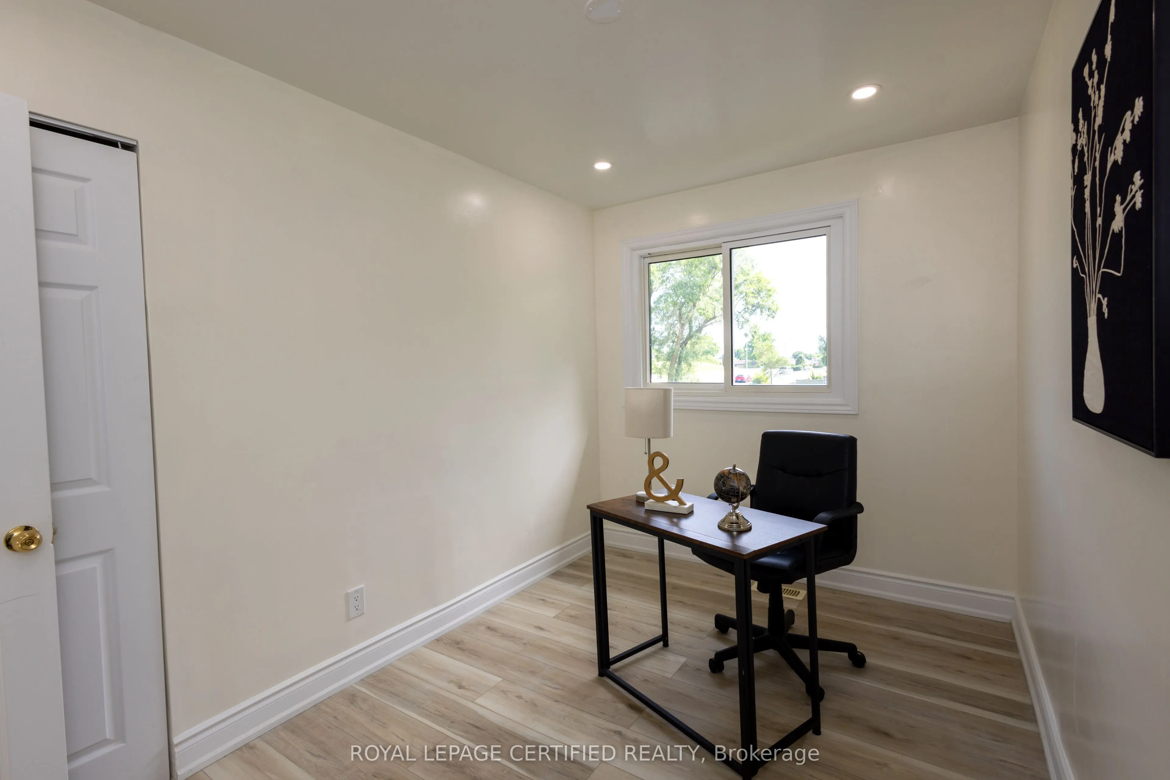 111 Limeridge Road W