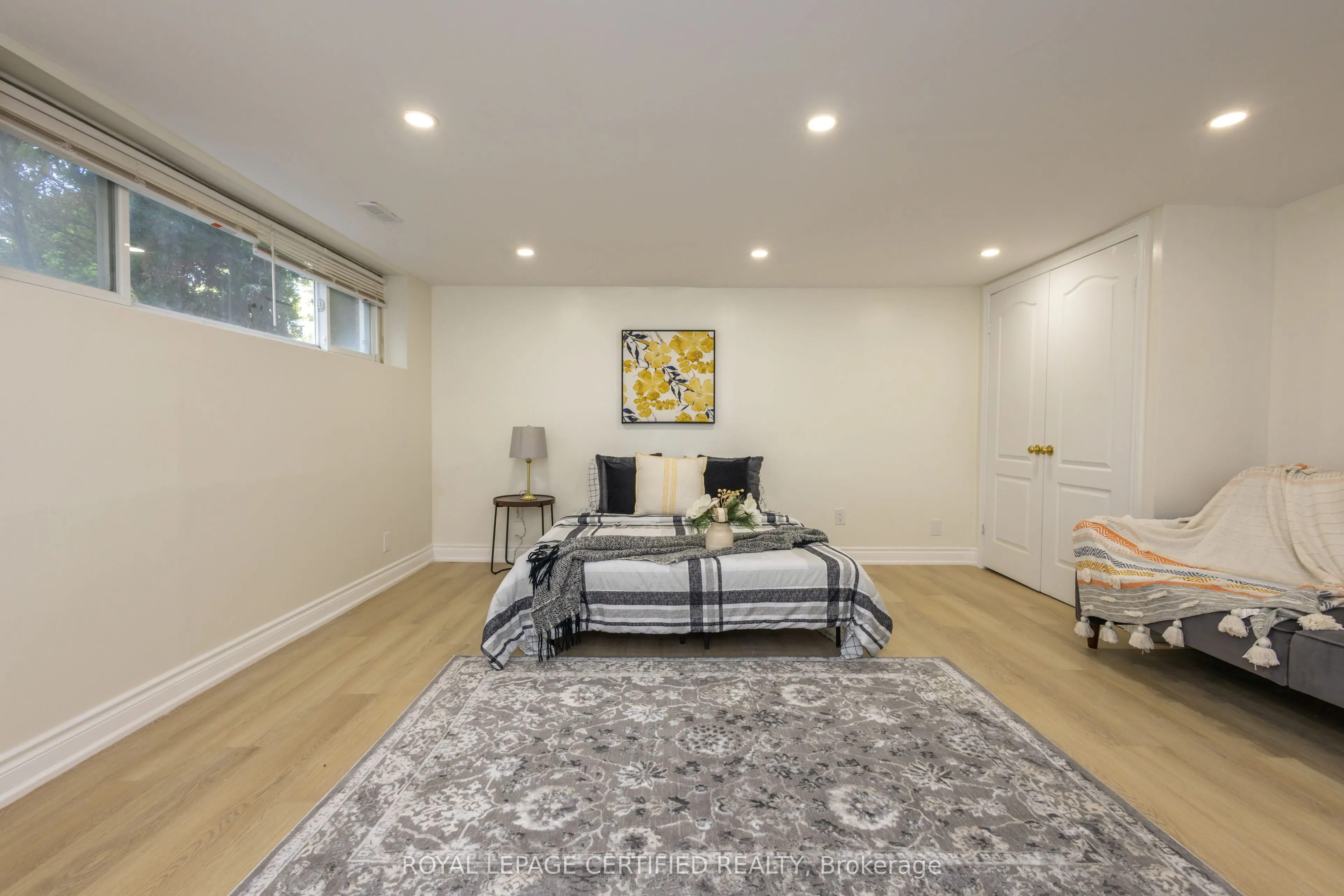 111 Limeridge Road W