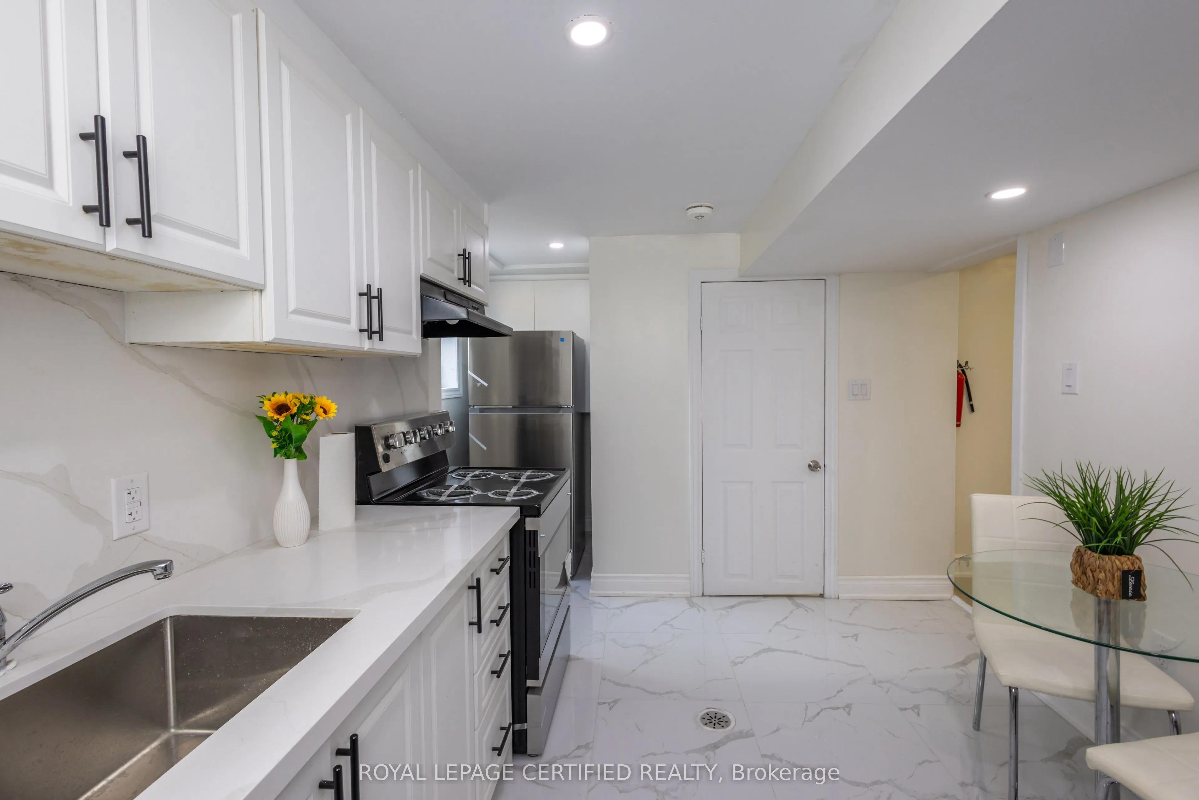 111 Limeridge Road W