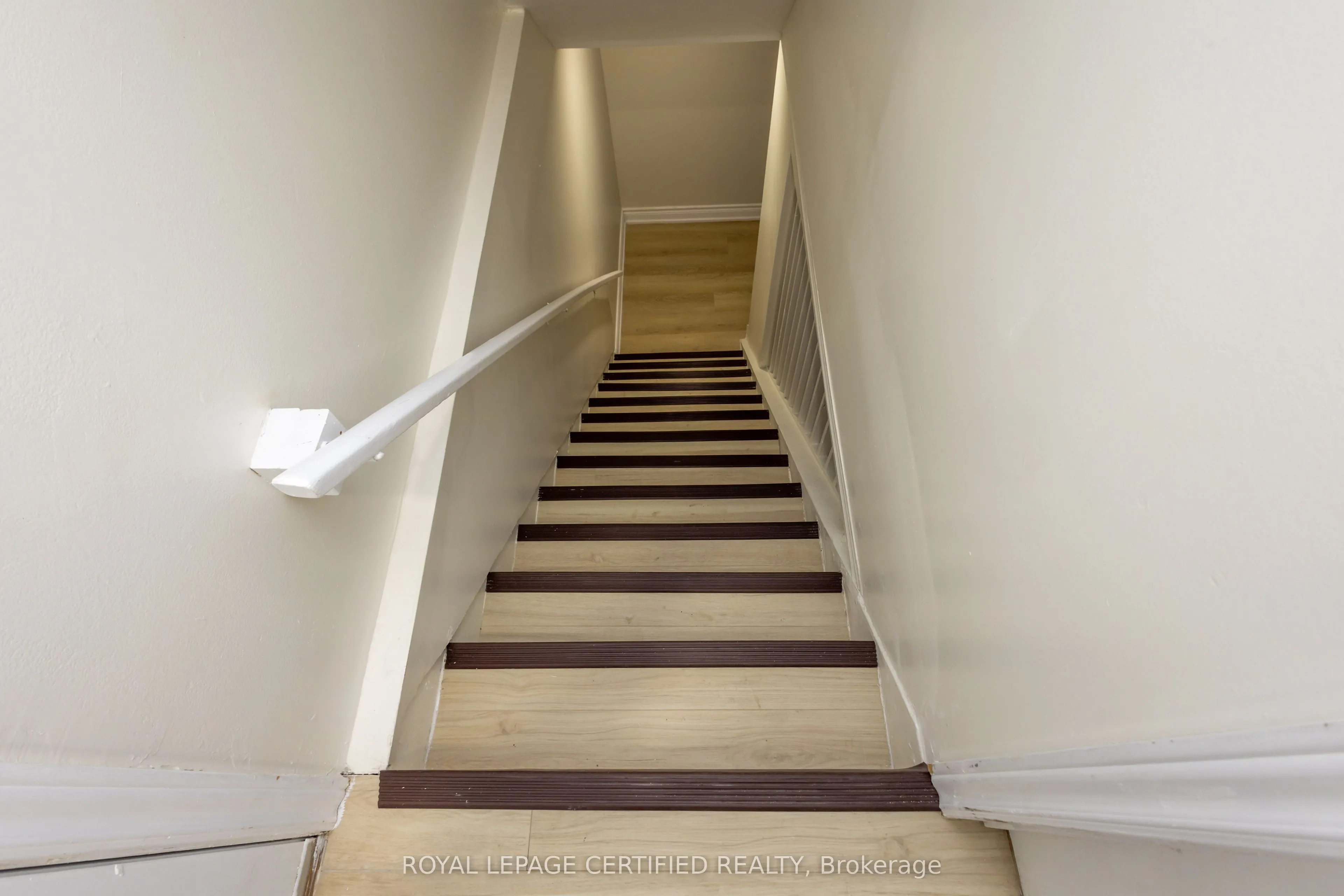 111 Limeridge Road W