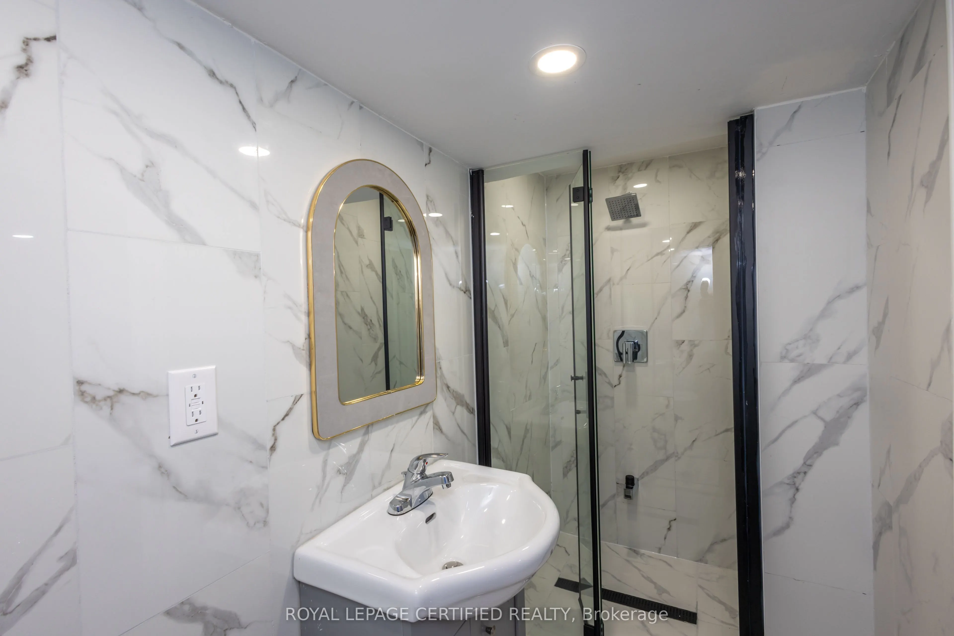 111 Limeridge Road W