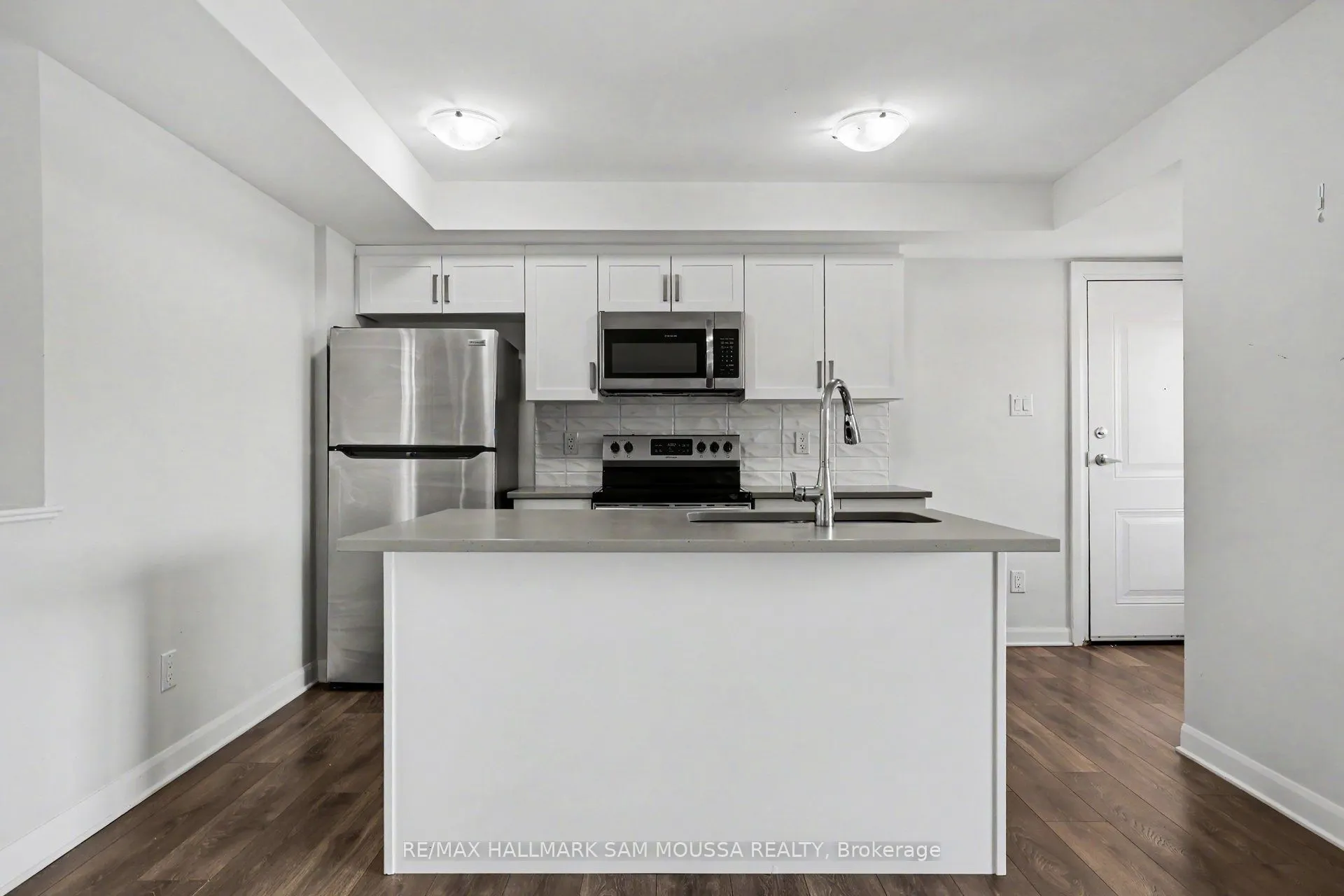 215 Eldorado Private #A