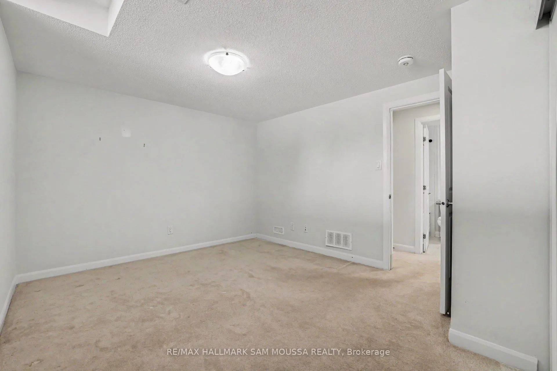215 Eldorado Private #A