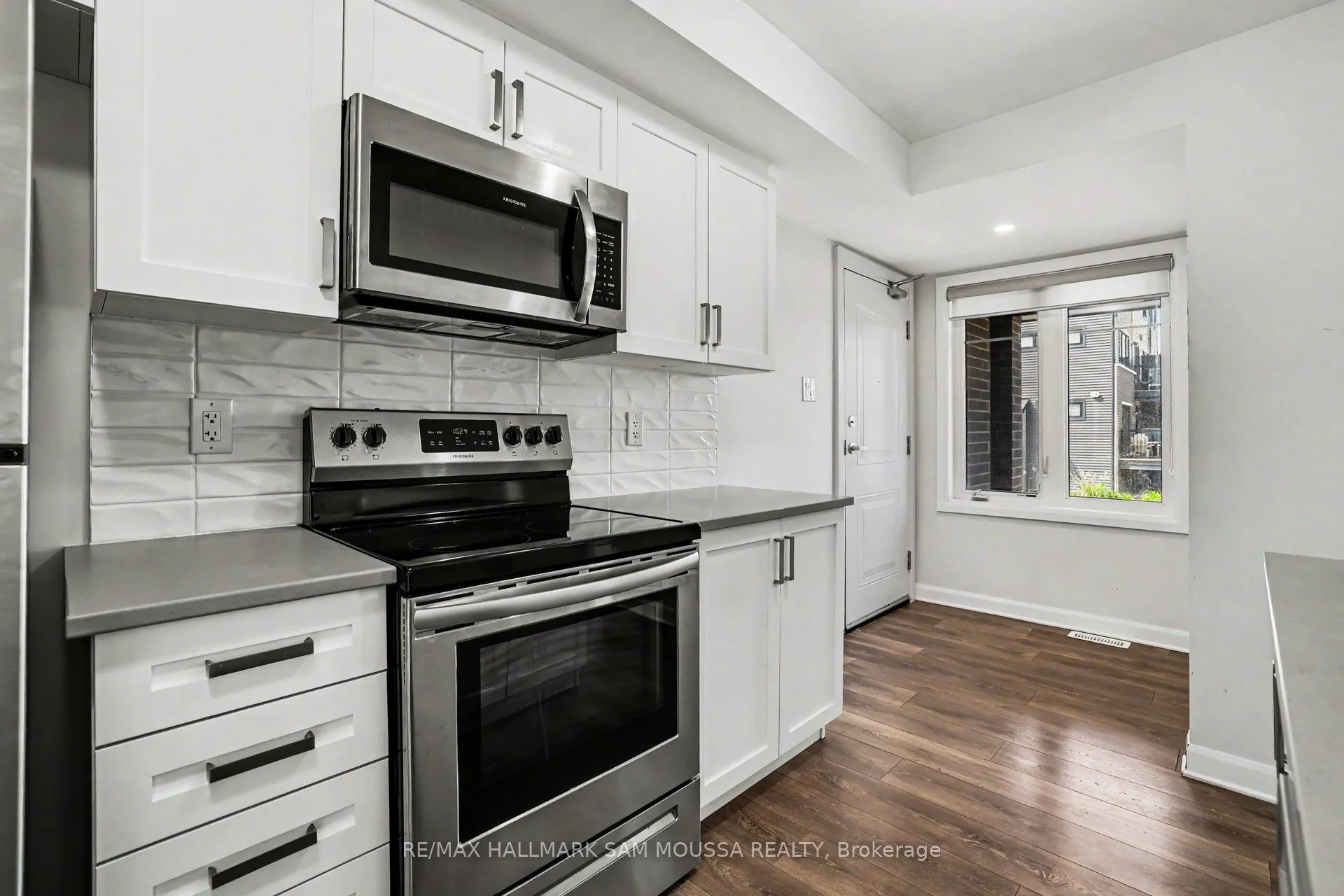 215 Eldorado Private #A