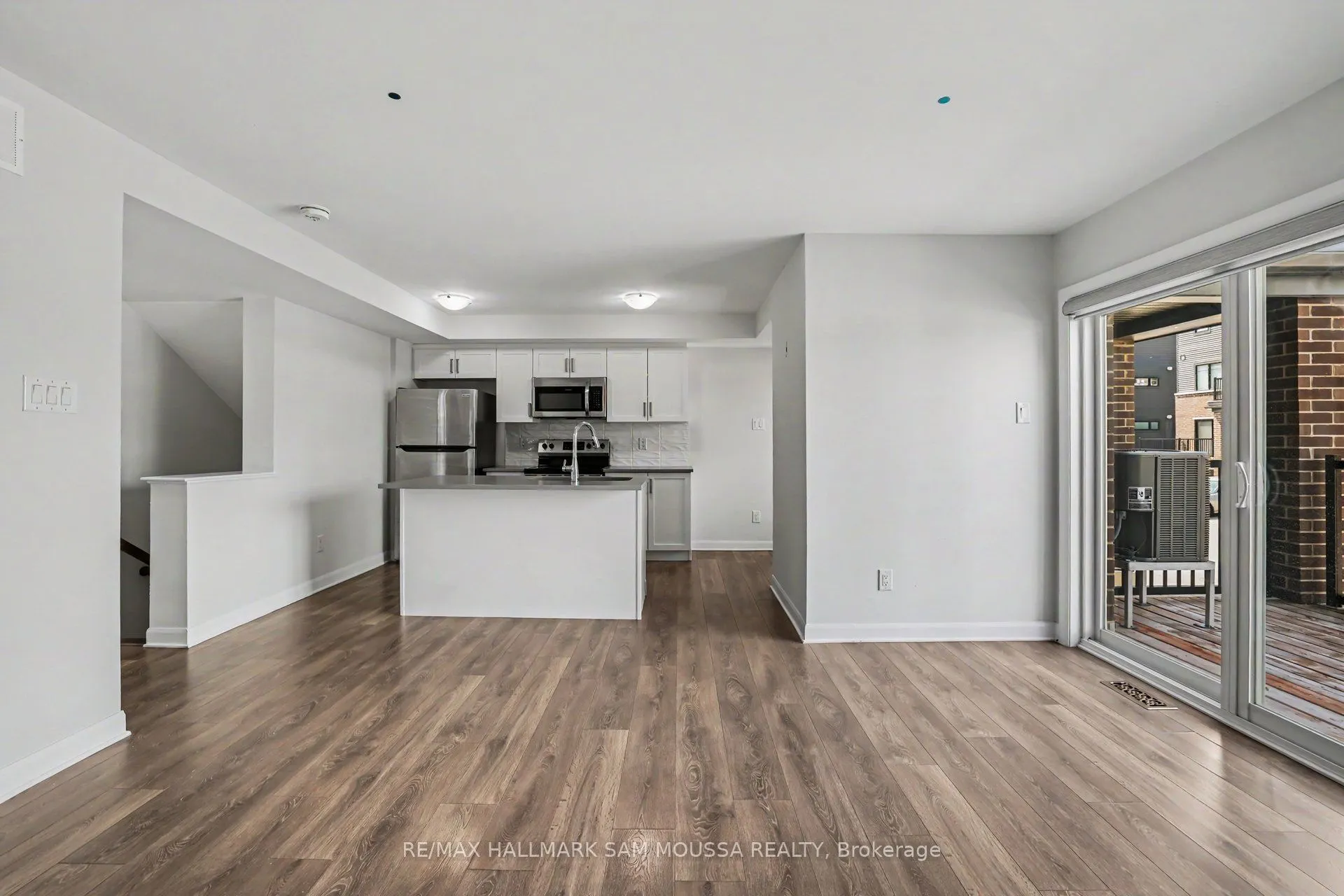 215 Eldorado Private #A