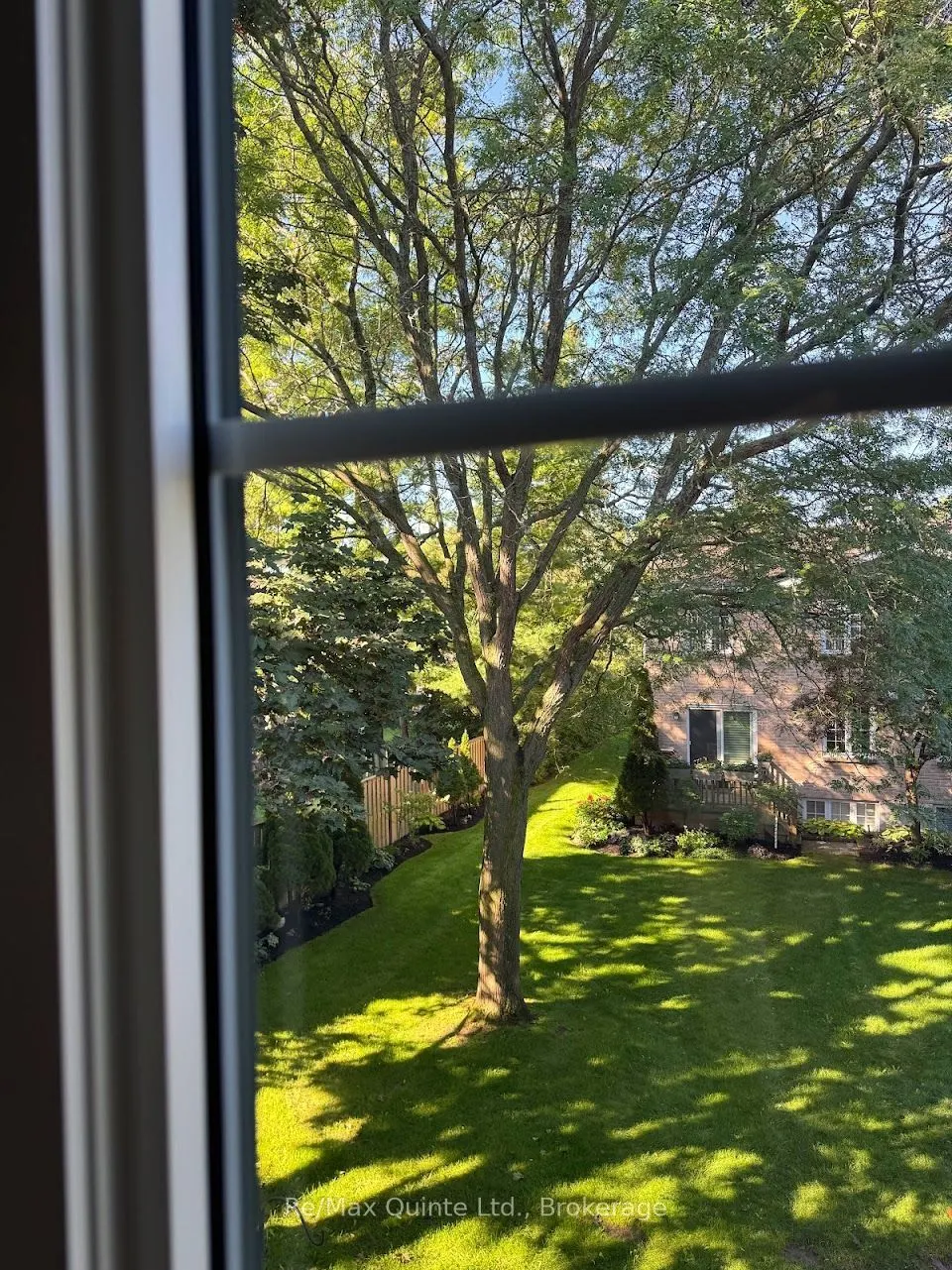 11 JANLYN Crescent #8