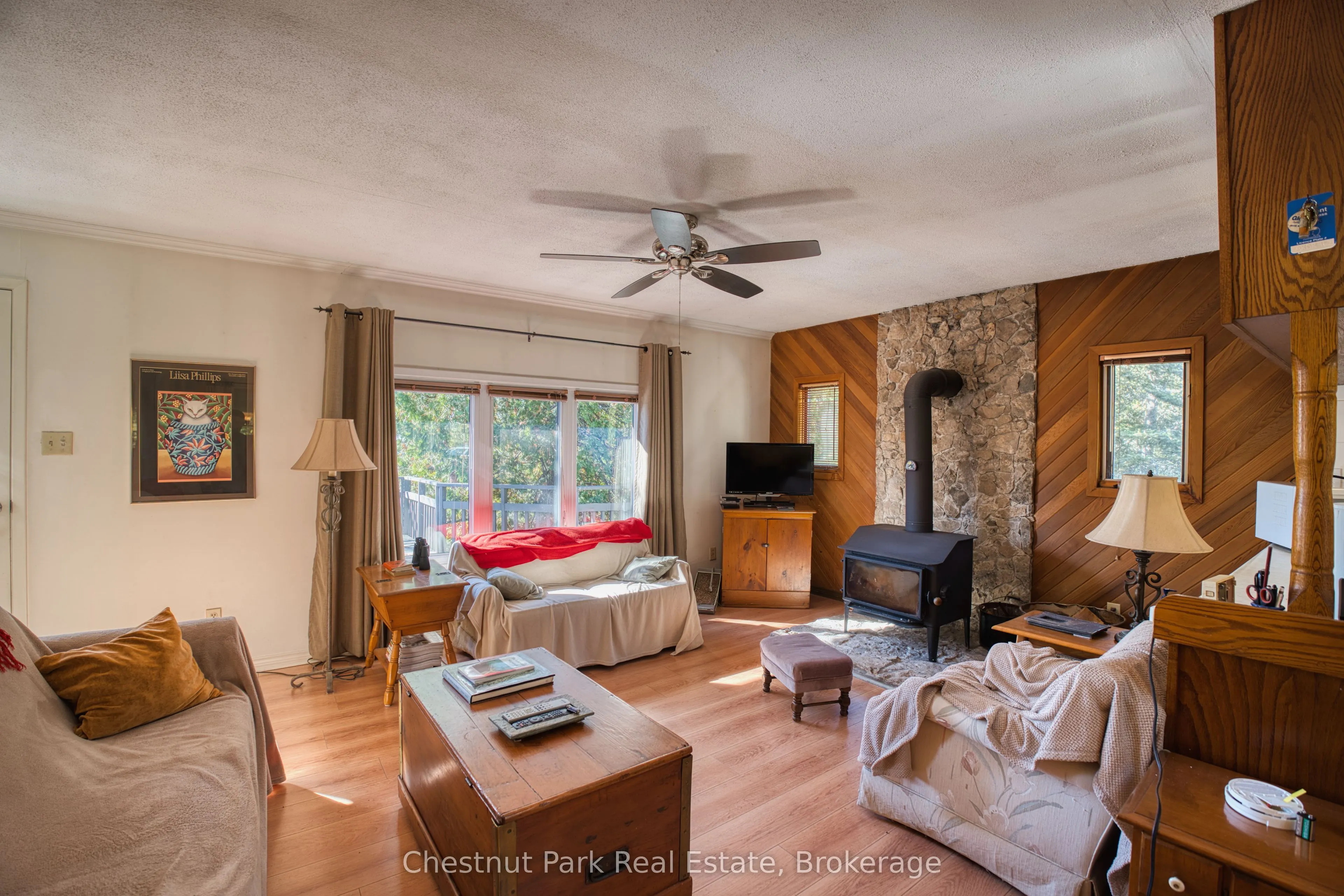 1112 Dorcas Bay Road
