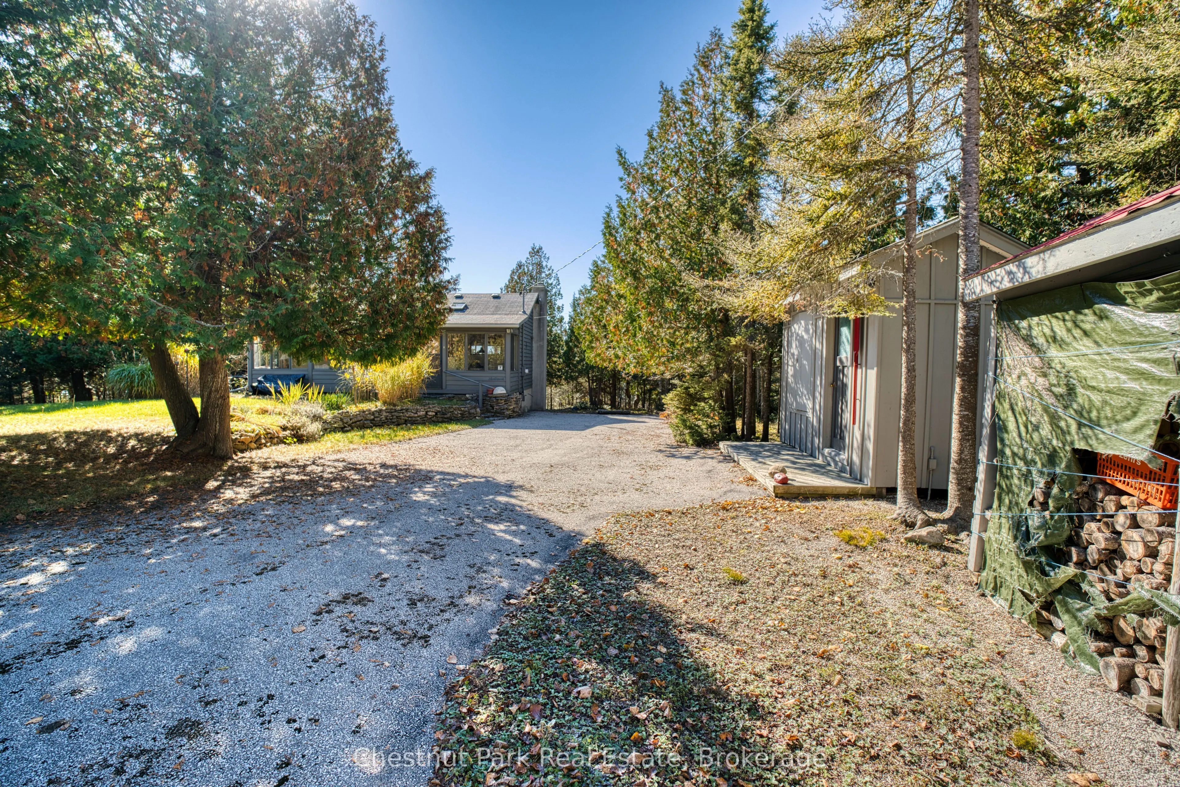 1112 Dorcas Bay Road