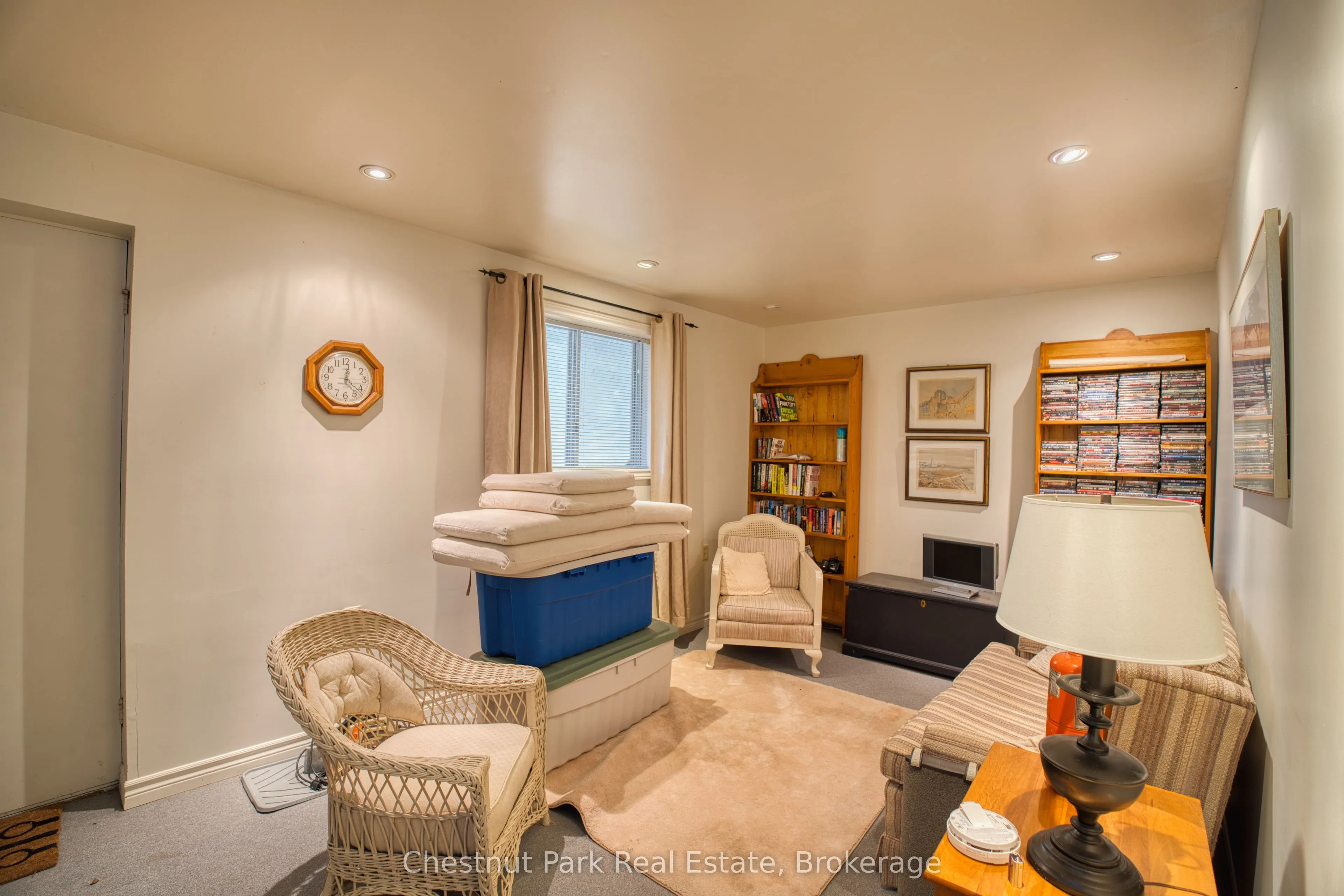 1112 Dorcas Bay Road