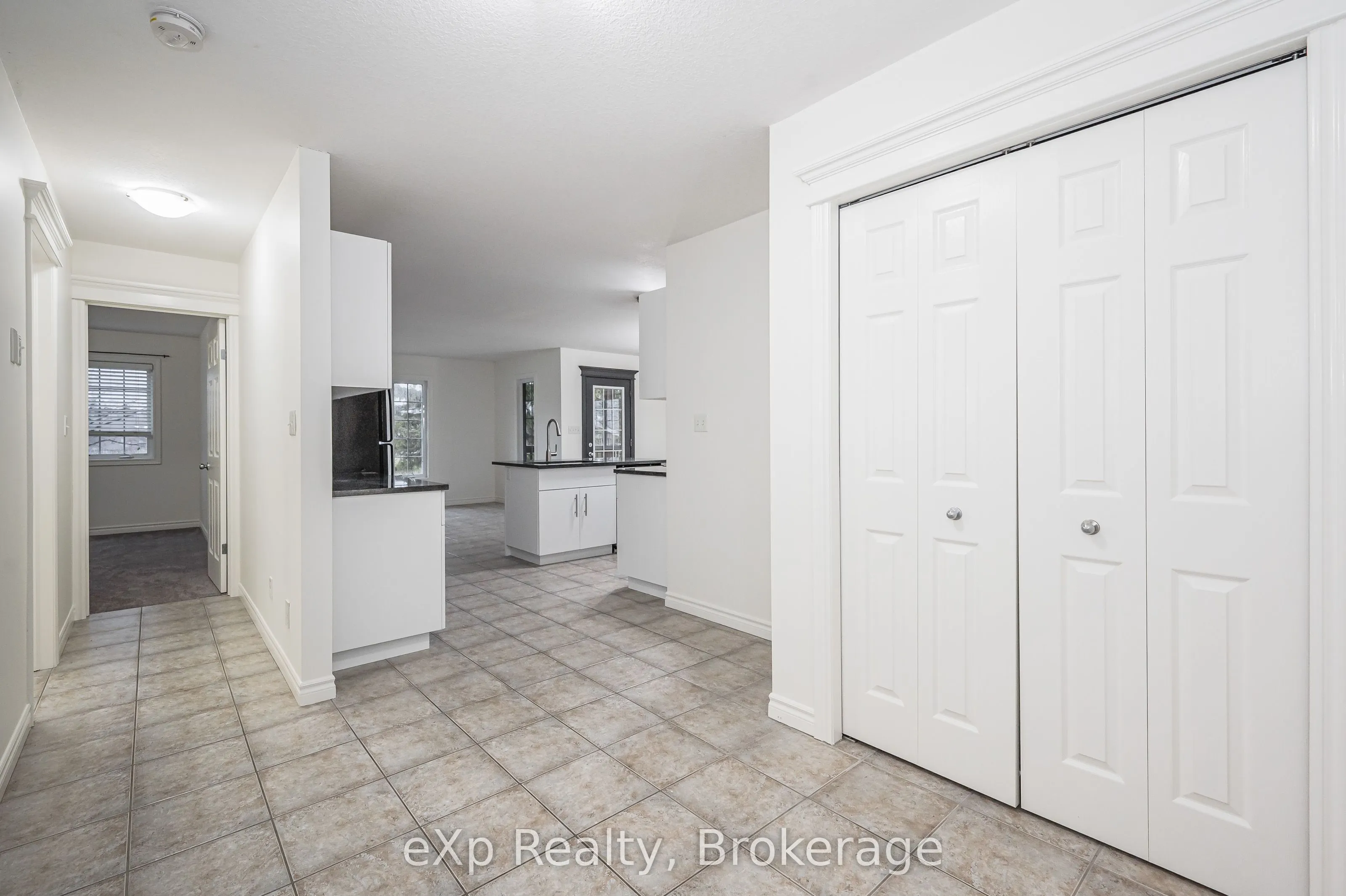 62 Victoria Road N #UPPER