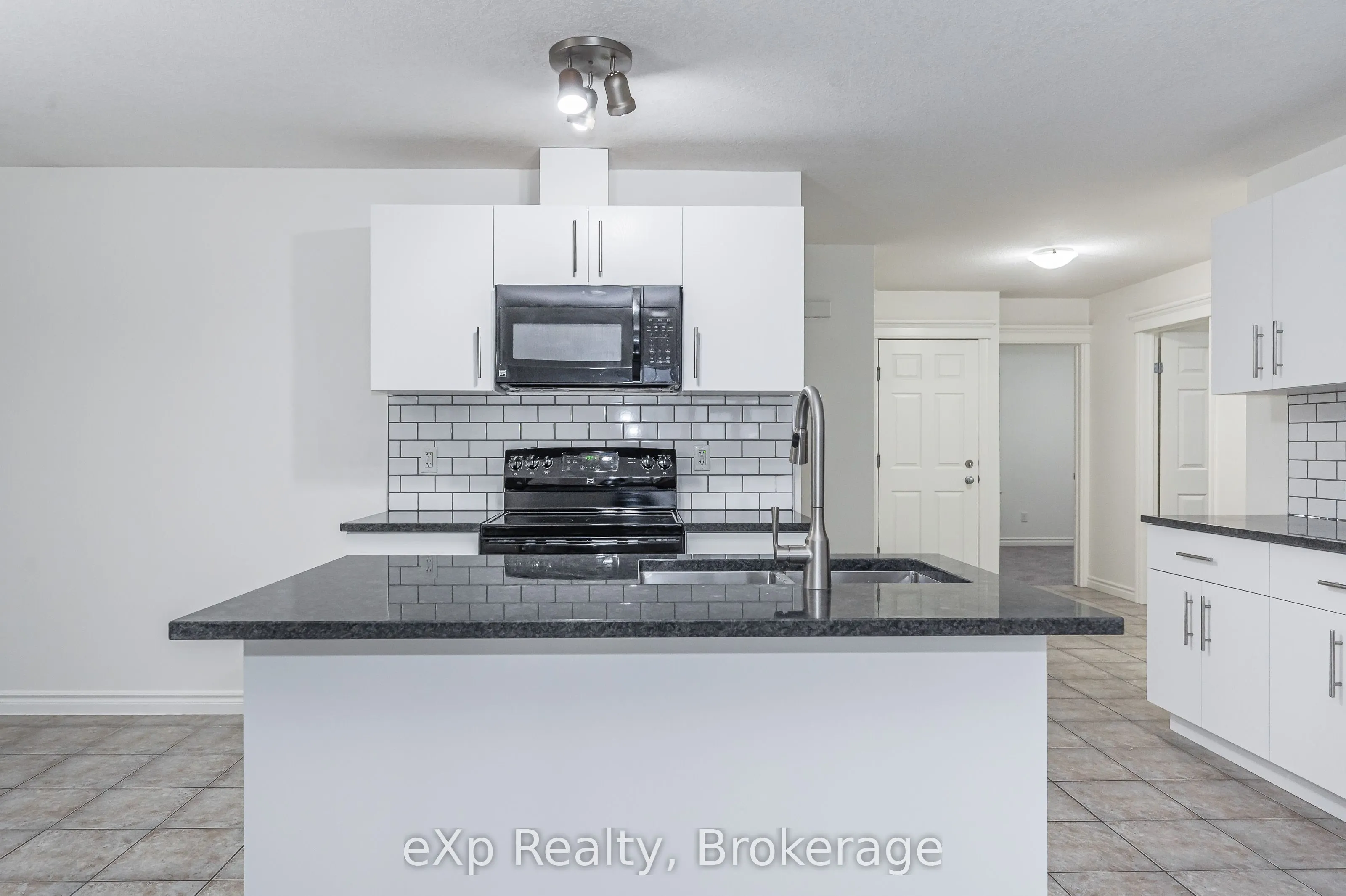 62 Victoria Road N #UPPER