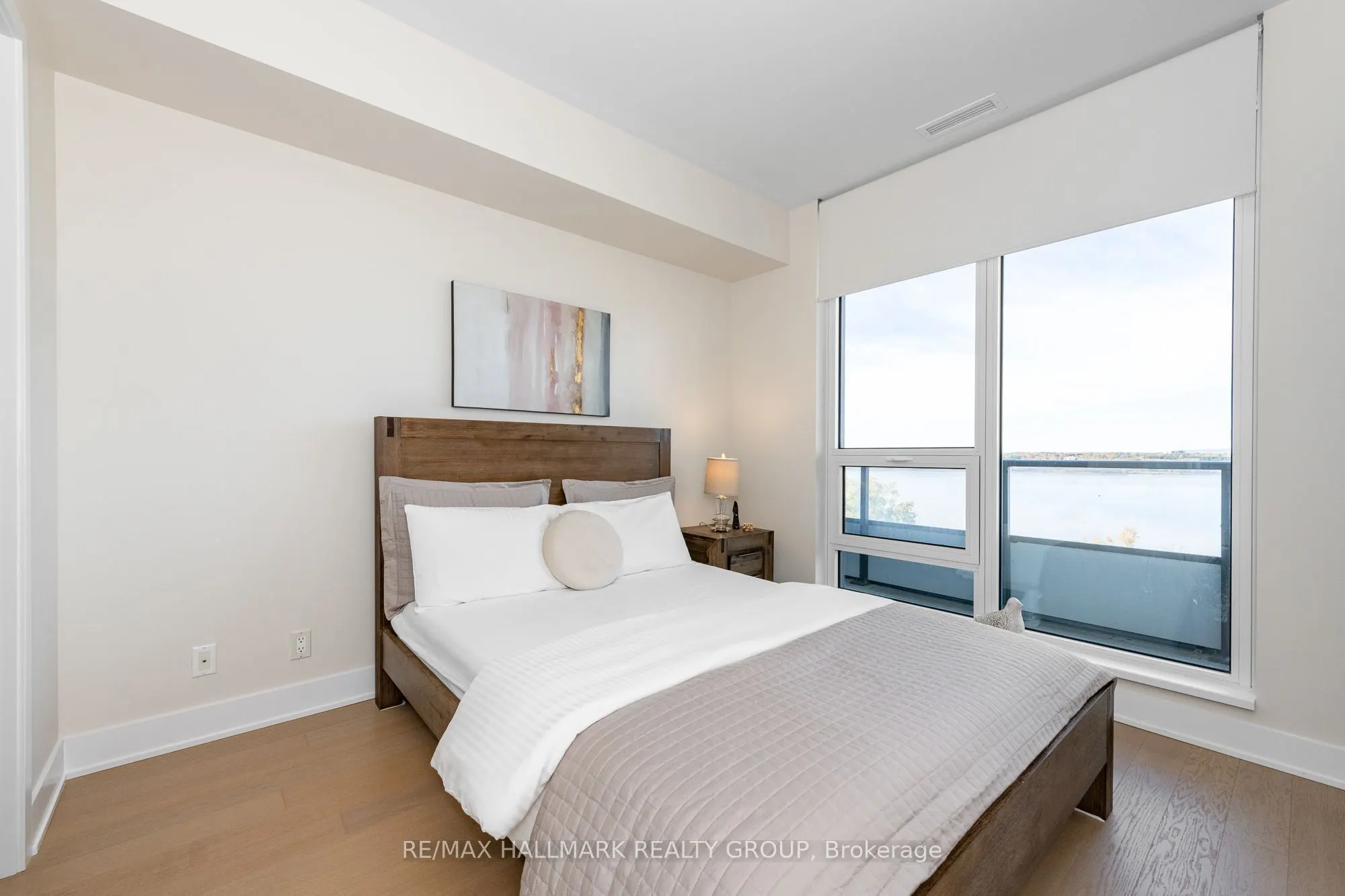 485 Richmond Road #1004