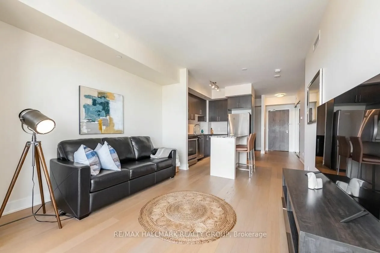 485 Richmond Road #1004